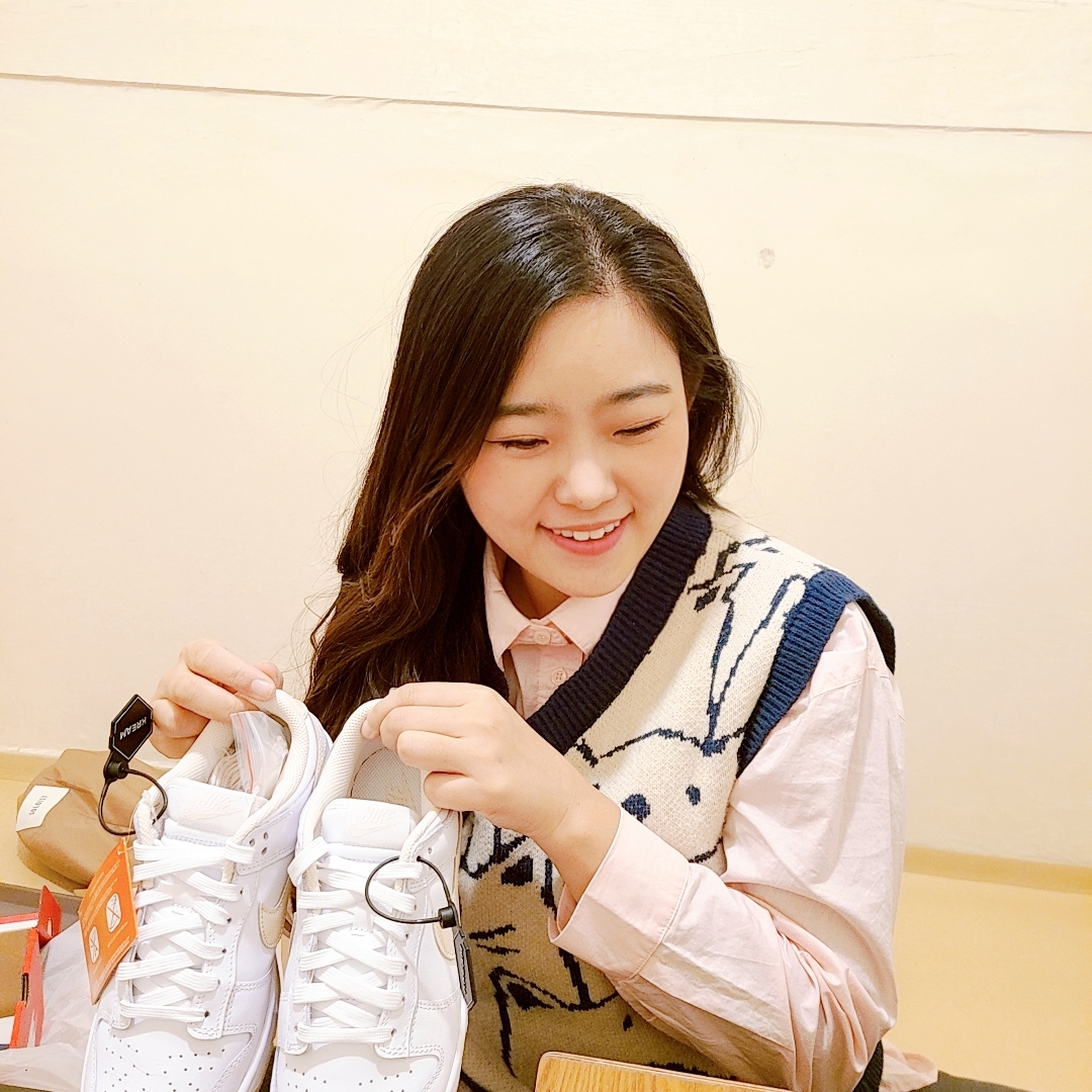 (W) Nike Dunk Low Pearl White 착용 스타일