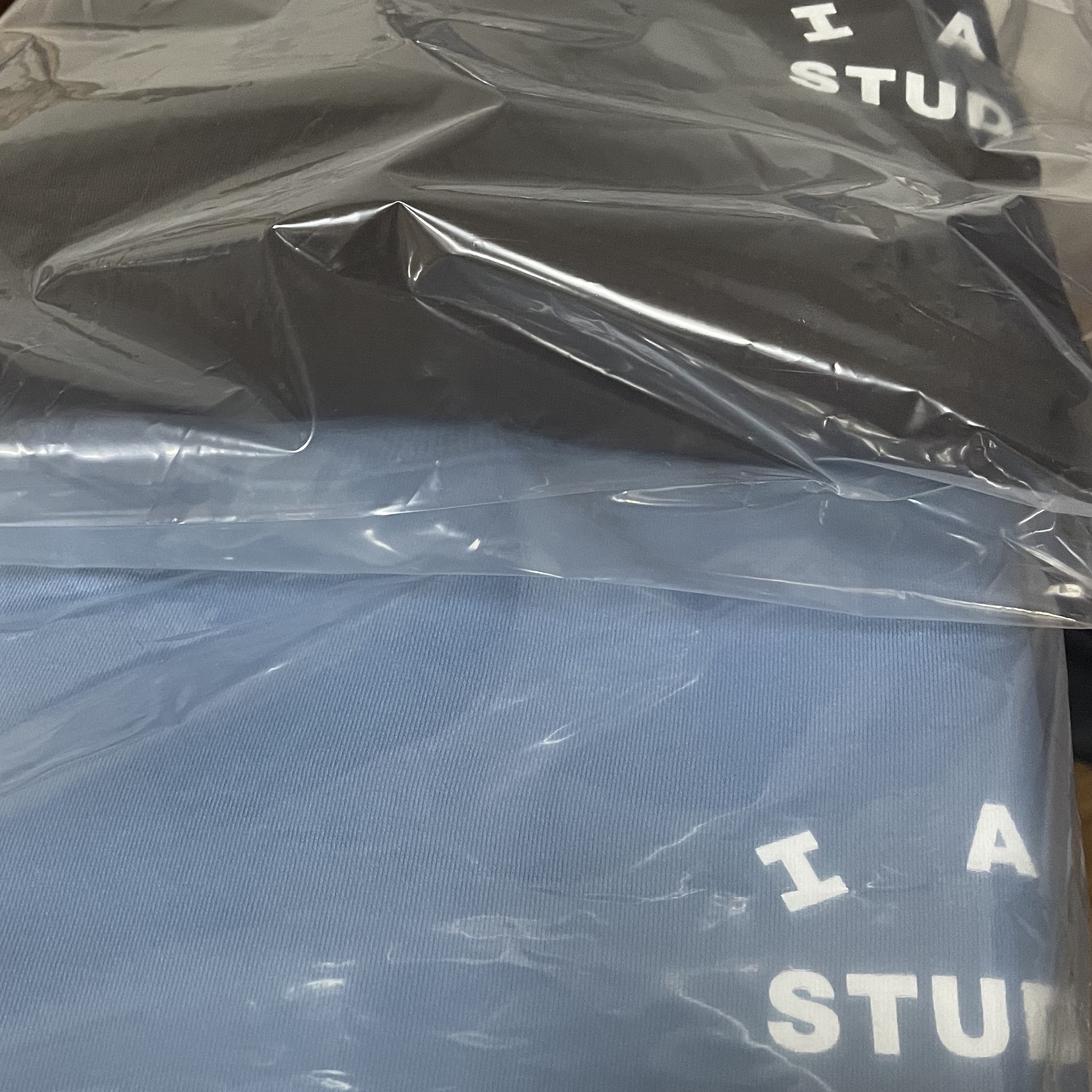 IAB Studio Hoodie Brown, IAB Studio Crewneck Sky Blue 착용 스타일