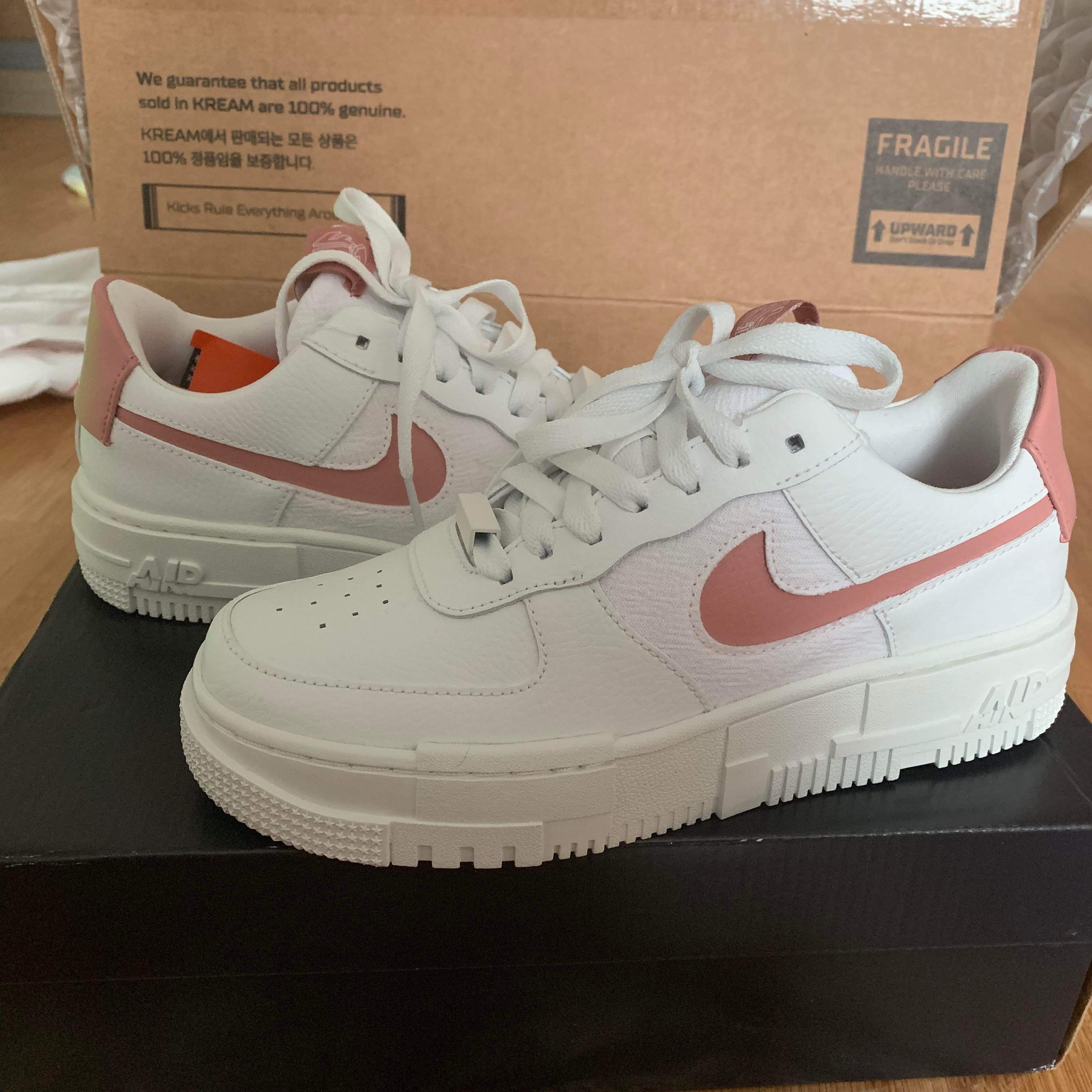 (W) Nike Air Force 1 Pixel Rust Pink 착용 스타일