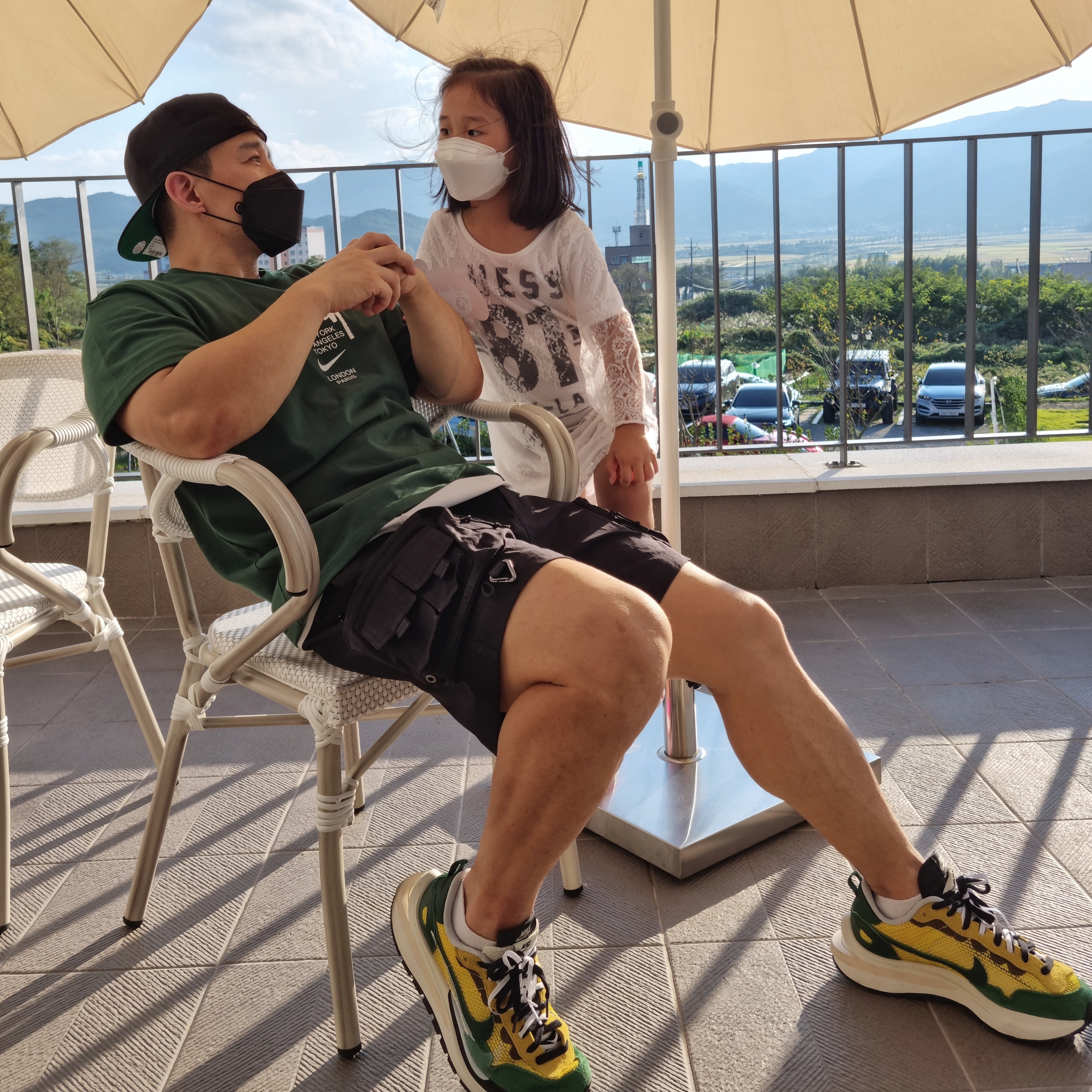 Nike ACG Cargo Shorts Black - Asia, Nike x Sacai VaporWaffle Tour Yellow & Gorge Green Sail 착용 스타일