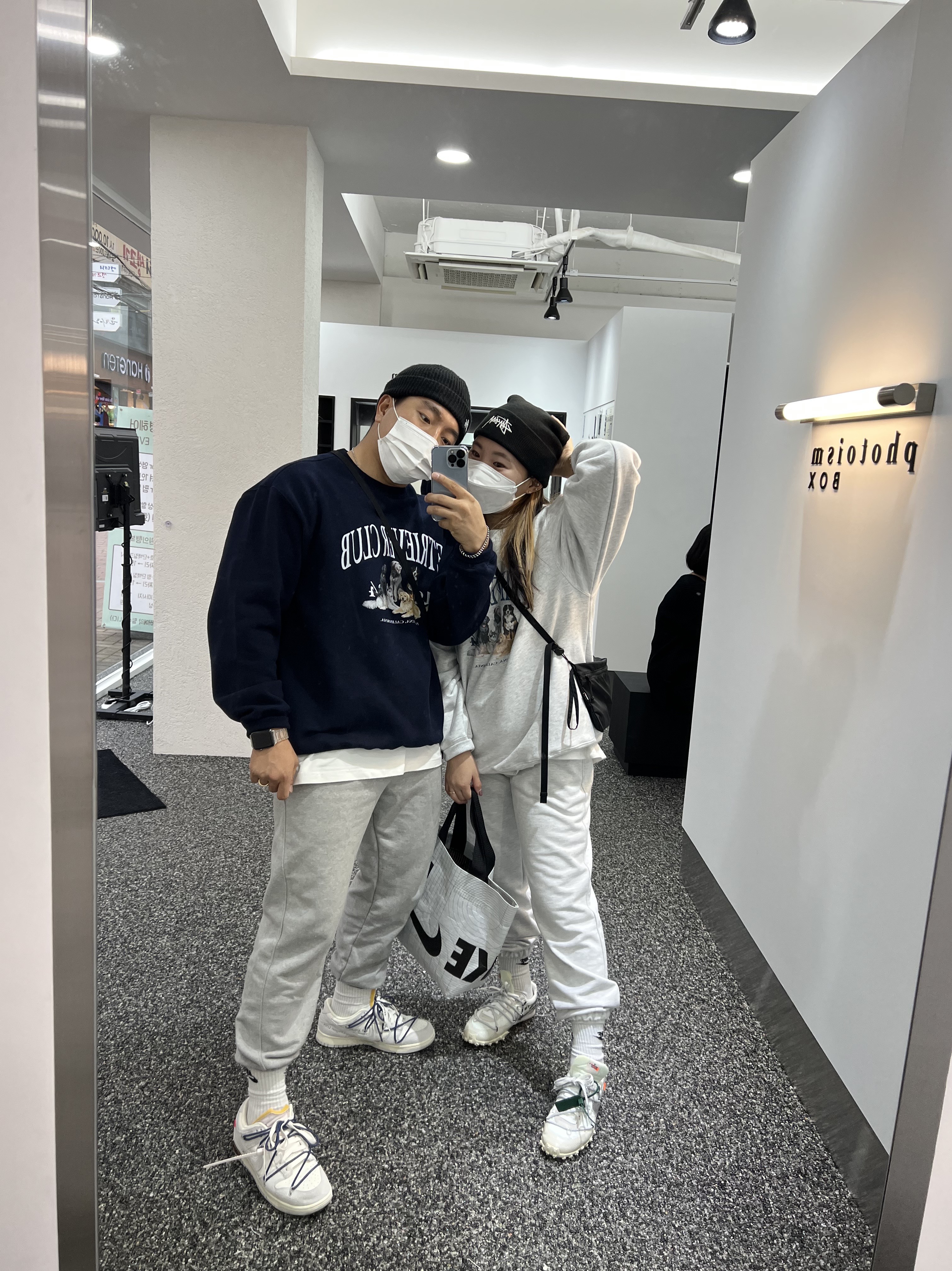 Nike x Off-White Dunk Low The 50 - Lot 18, (W) Nike x Off-White Waffle Racer White 착용 스타일 - 2