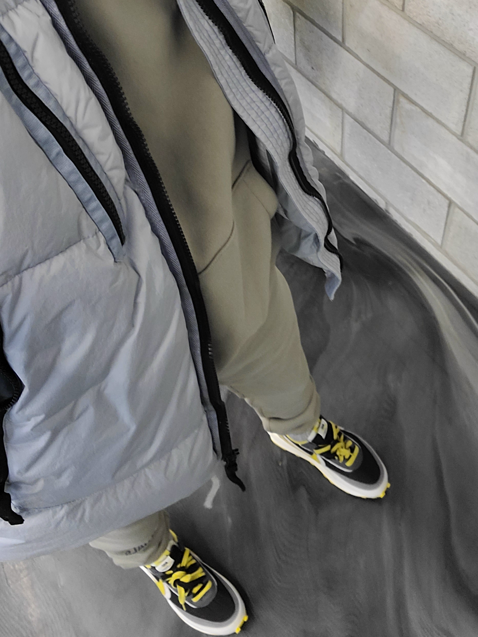 Nike x Sacai x Undercover LDWaffle Black Bright Citron, Essentials Pull-Over Hoodie Pistachio - 21FW 착용 스타일 - 2