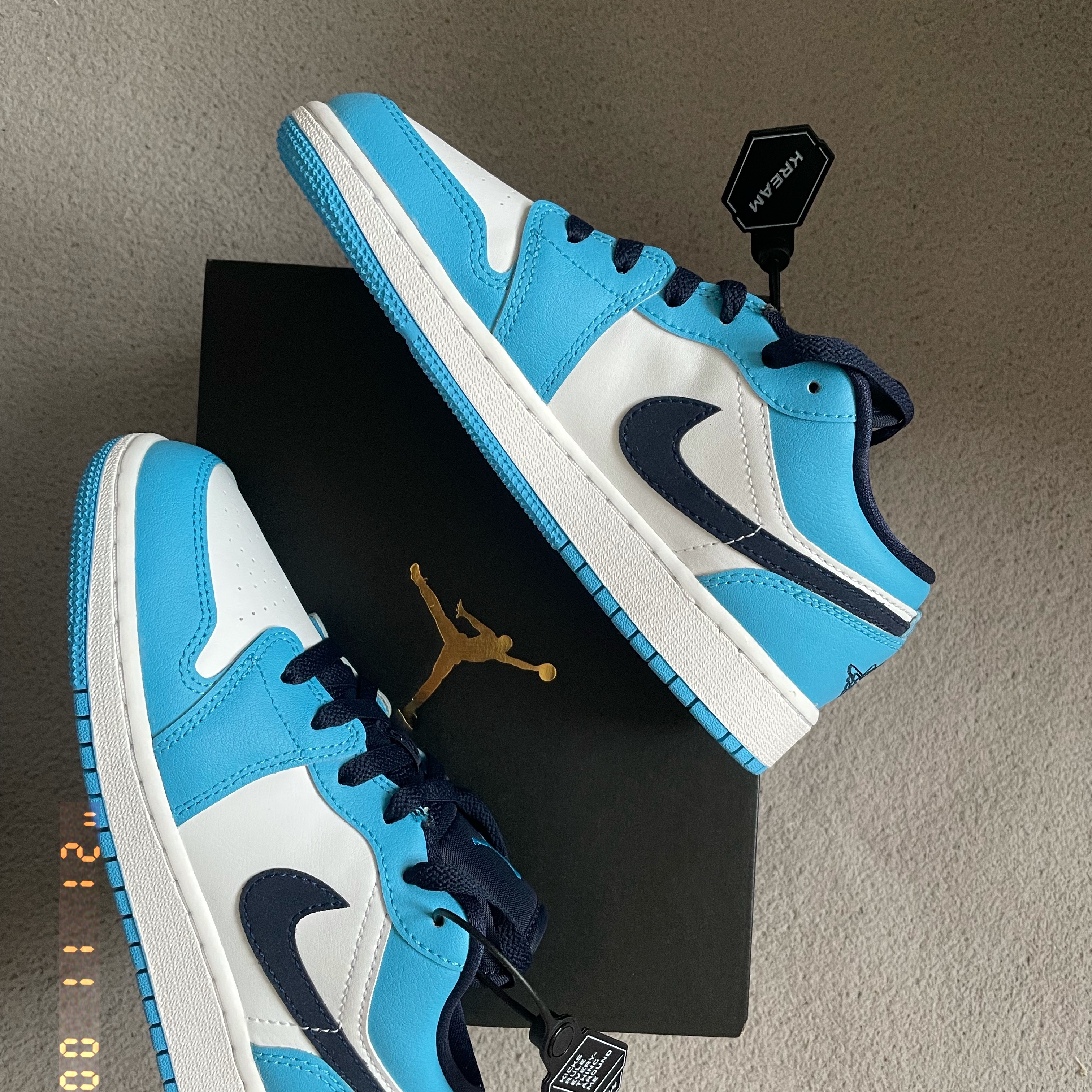 (GS) Jordan 1 Low Dark Powder Blue 착용 스타일