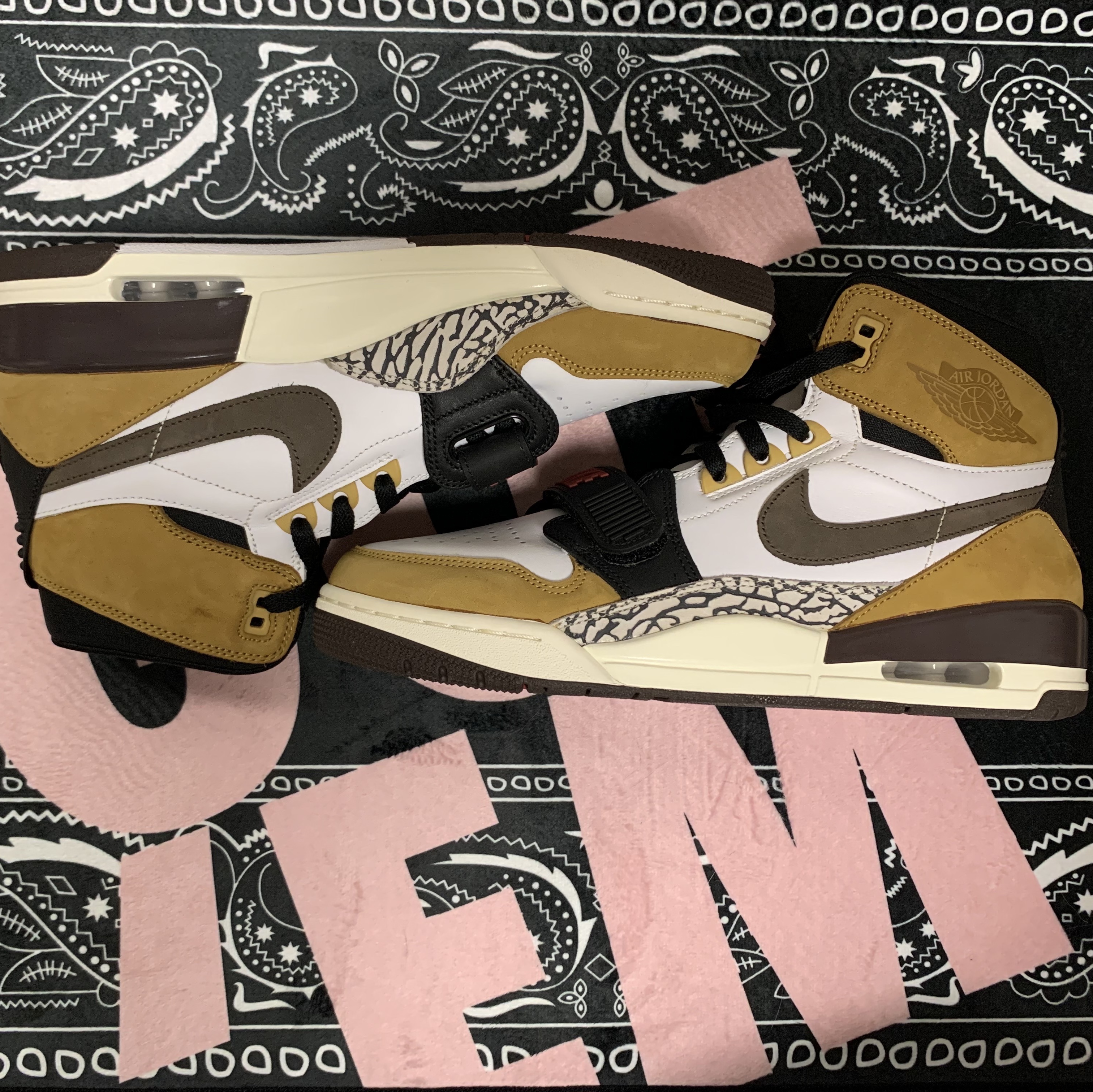 Jordan Legacy 312 Rookie of the Year 착용 스타일 - 1