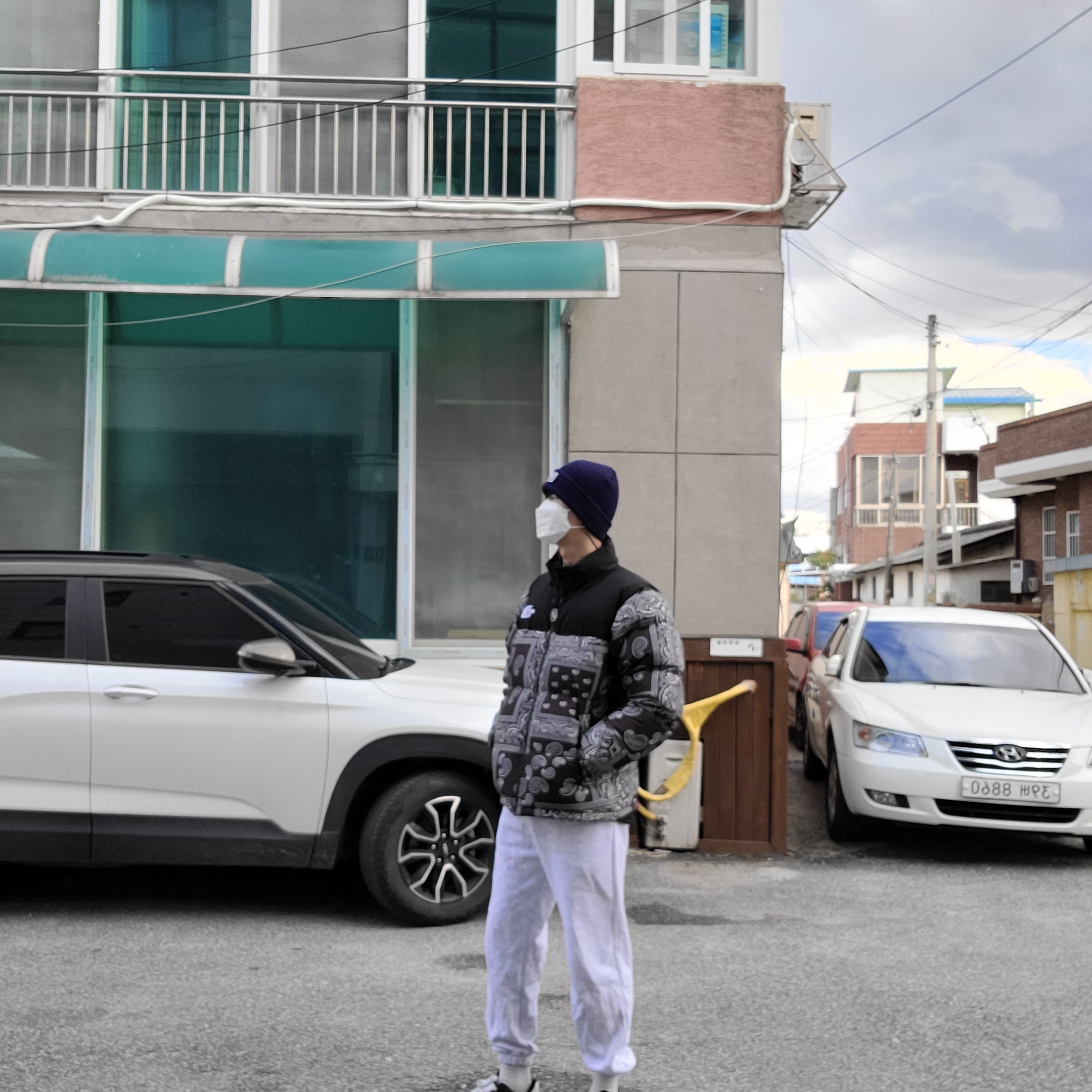 The North Face Nuptse Down Jacket Black 착용 스타일