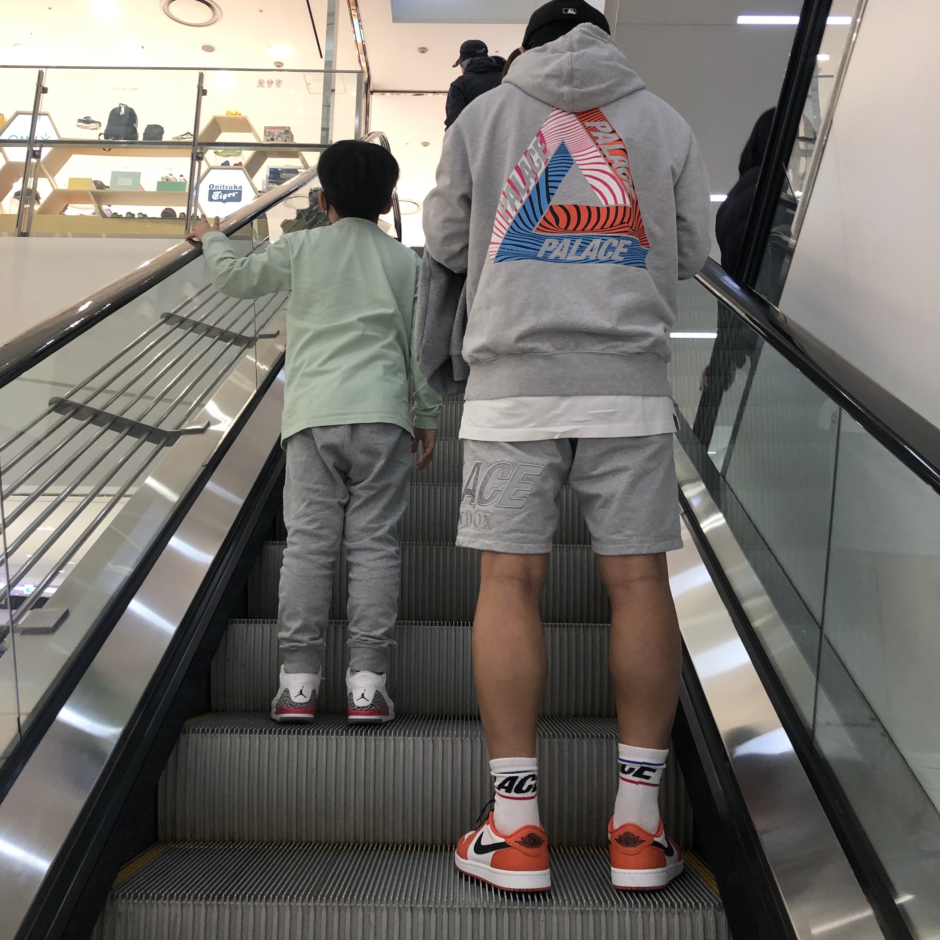 Palace Tri-Tex Hood Gray Marl - 20SS, Jordan 1 Low OG Starfish 착용 스타일