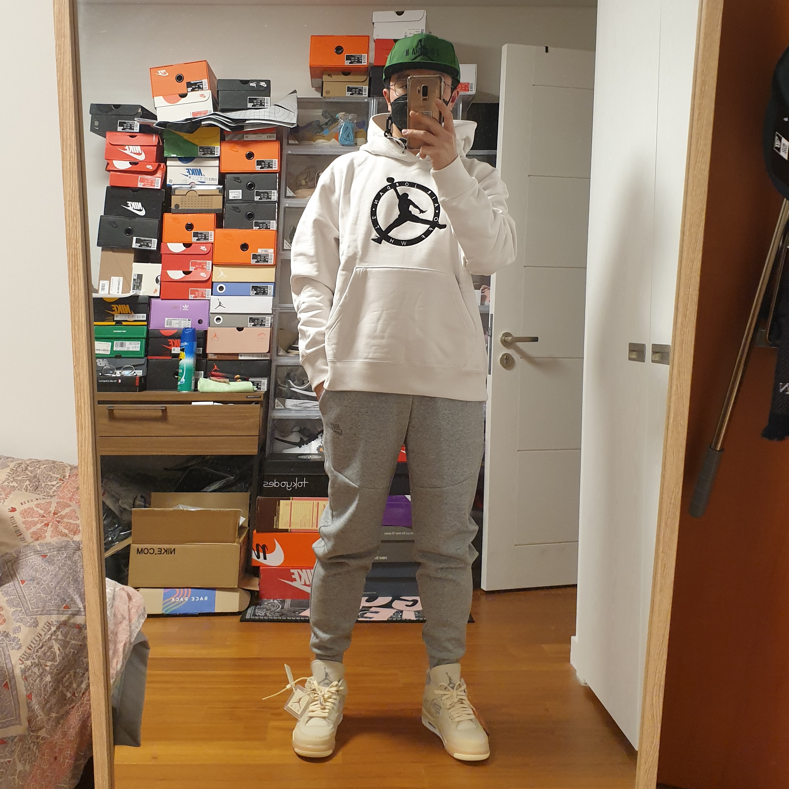 Jordan x Off-White Hoodie Phantom - Asia, Jordan x Off-White Pro Jumpman Air Cap Forest Green 착용 스타일 - 2