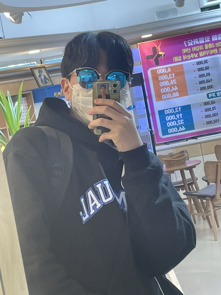 KREAM 프로필 이미지
