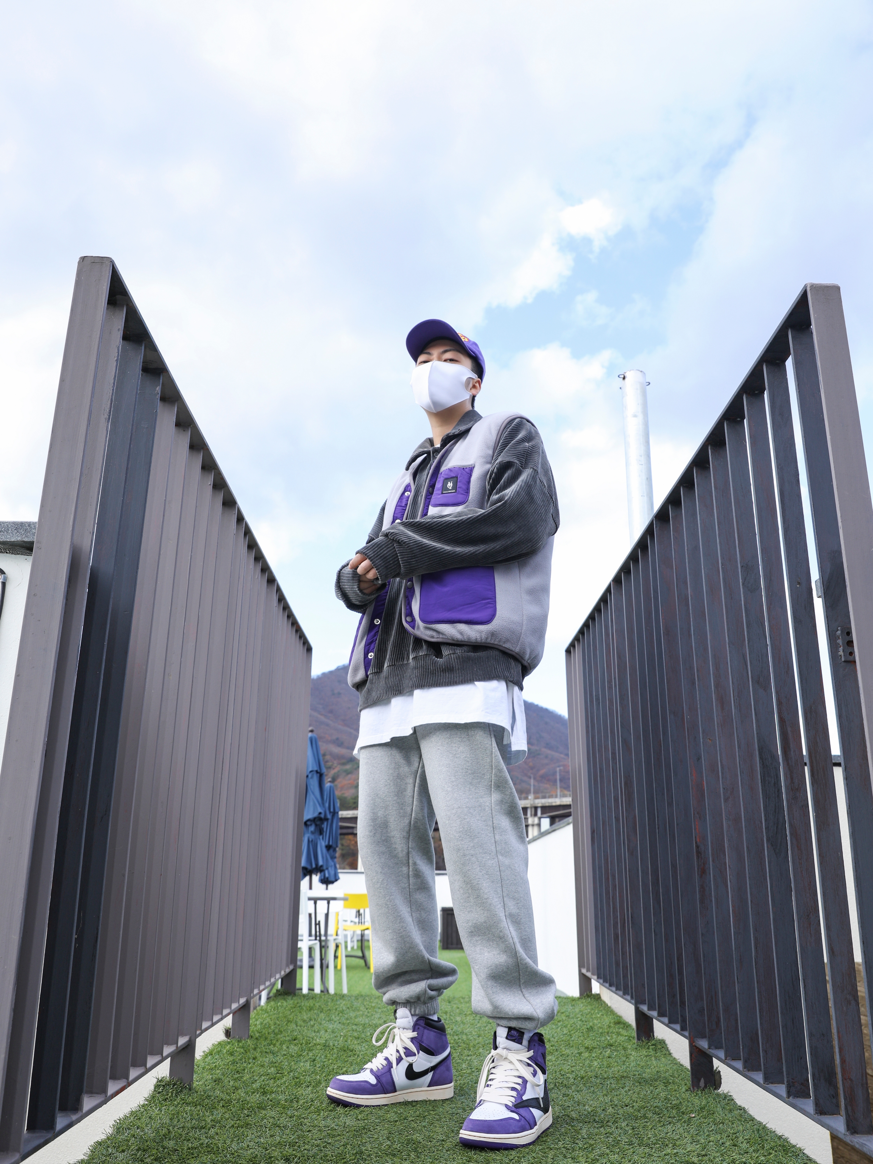 Jordan 1 Retro High OG Court Purple 2020 착용 스타일 - 1