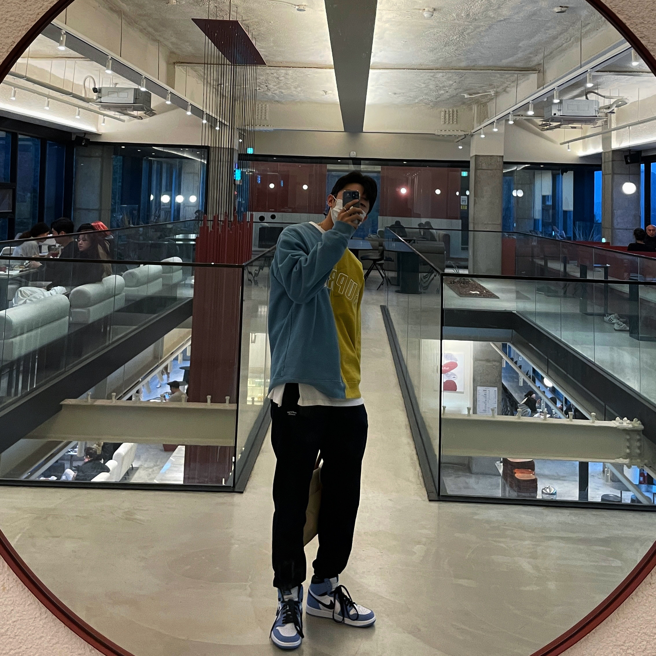 lil_sauce (e__mingsoo) 님의 게시물 KREAM