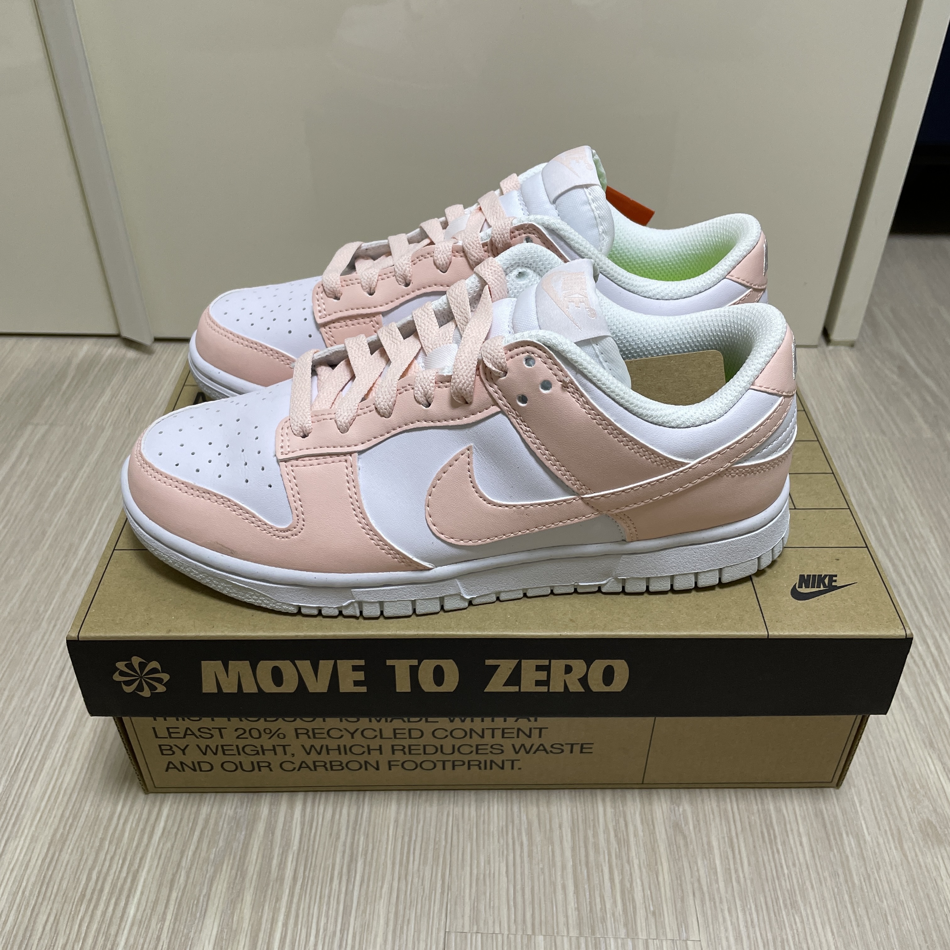 (W) Nike Dunk Low Next Nature Pale Coral 착용 스타일