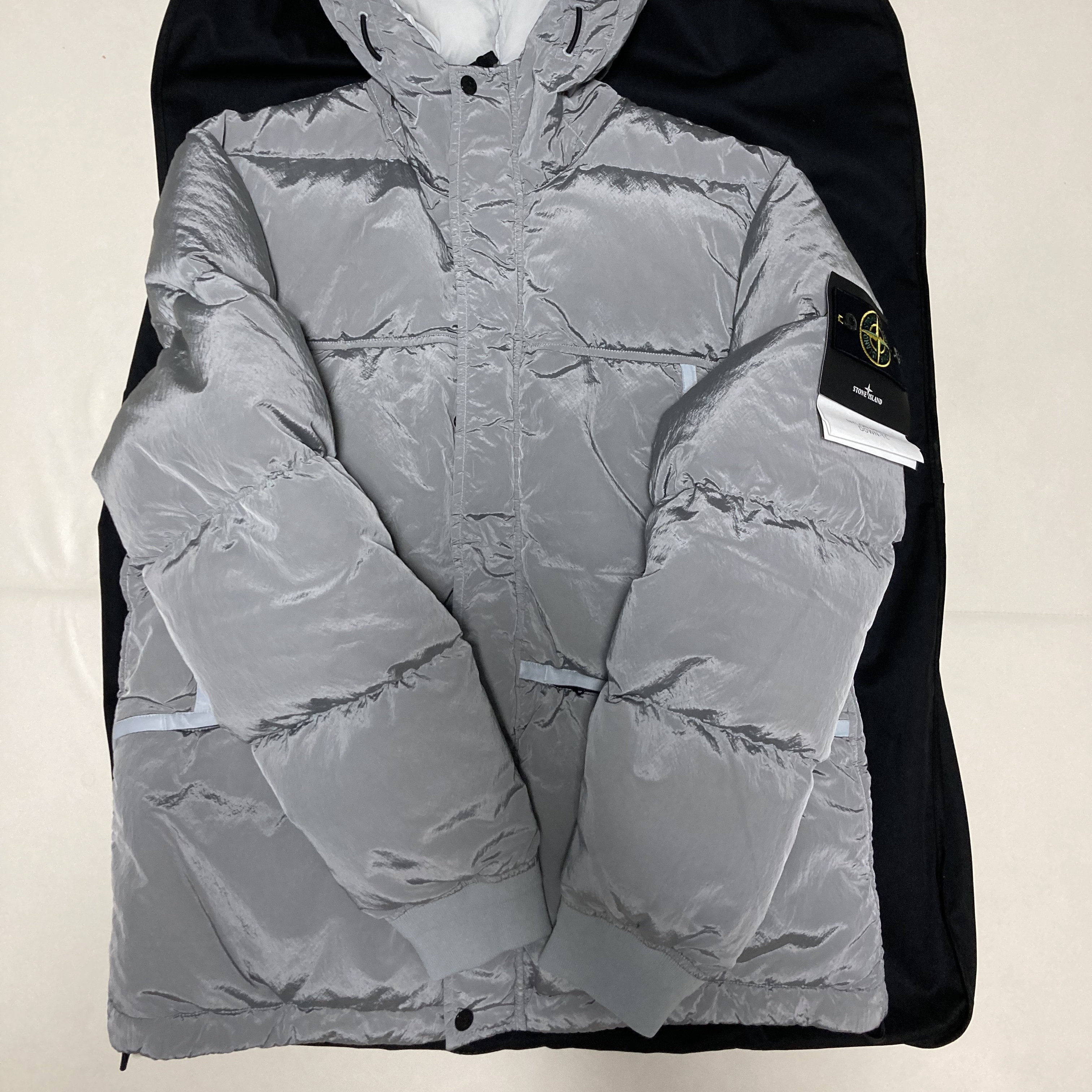 Stone Island 44508 Nylon Metal Down-TC Jacket Light Grey - 21FW 착용 스타일 - 4