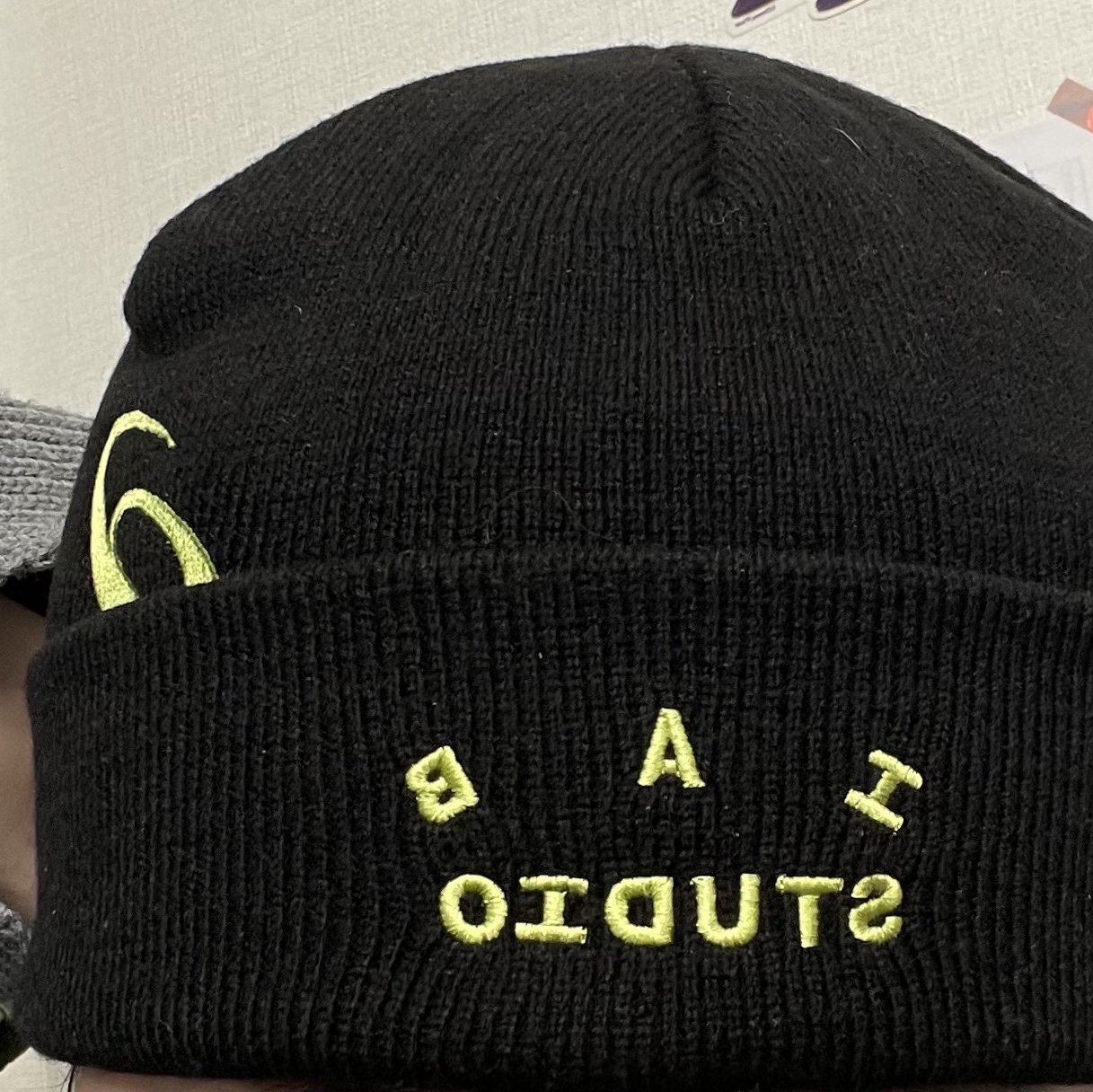 IAB Studio x Asics Beanie Black 착용 스타일 - 1