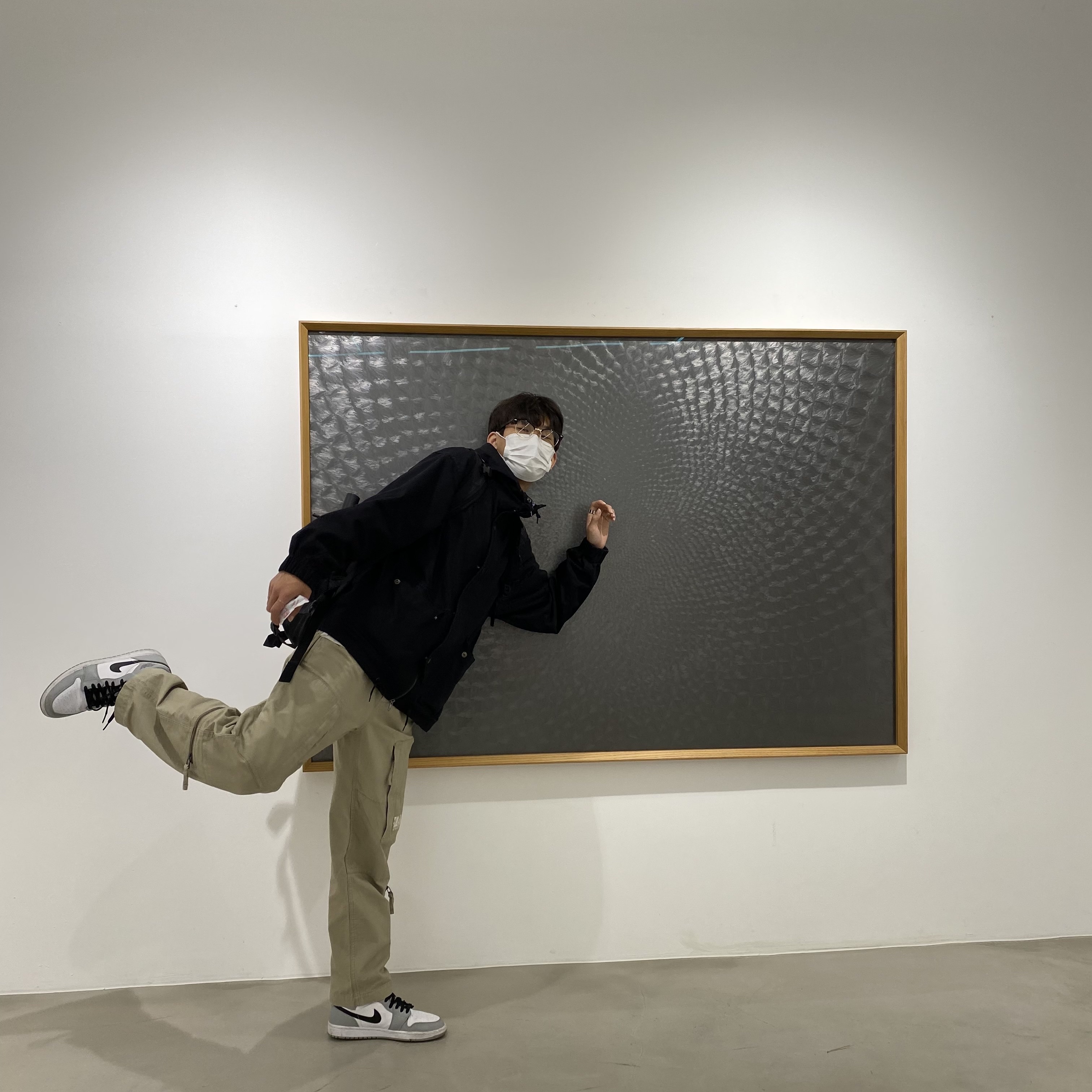 Jordan 1 Mid Light Smoke Grey 착용 스타일