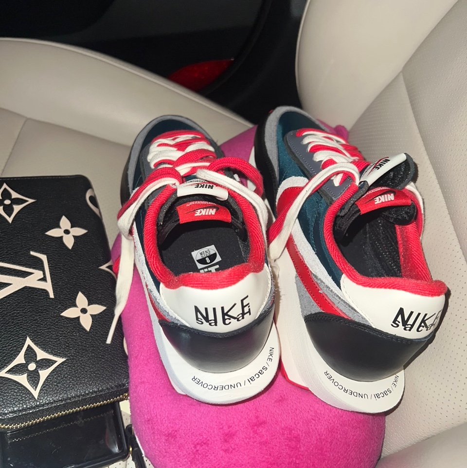 Nike x Sacai x Undercover LDWaffle Midnight Spruce University Red 착용 스타일