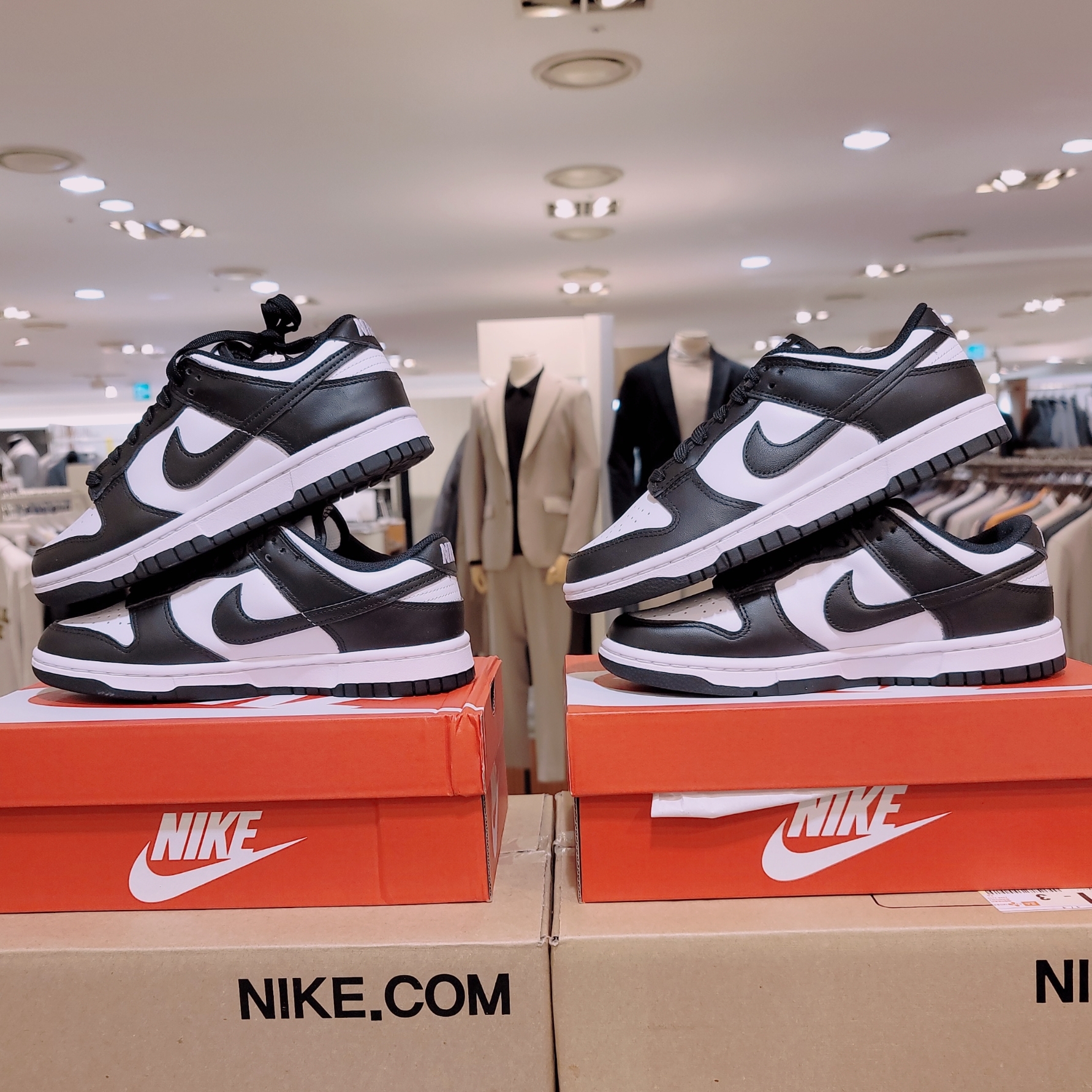 (W) Nike Dunk Low Black 착용 스타일