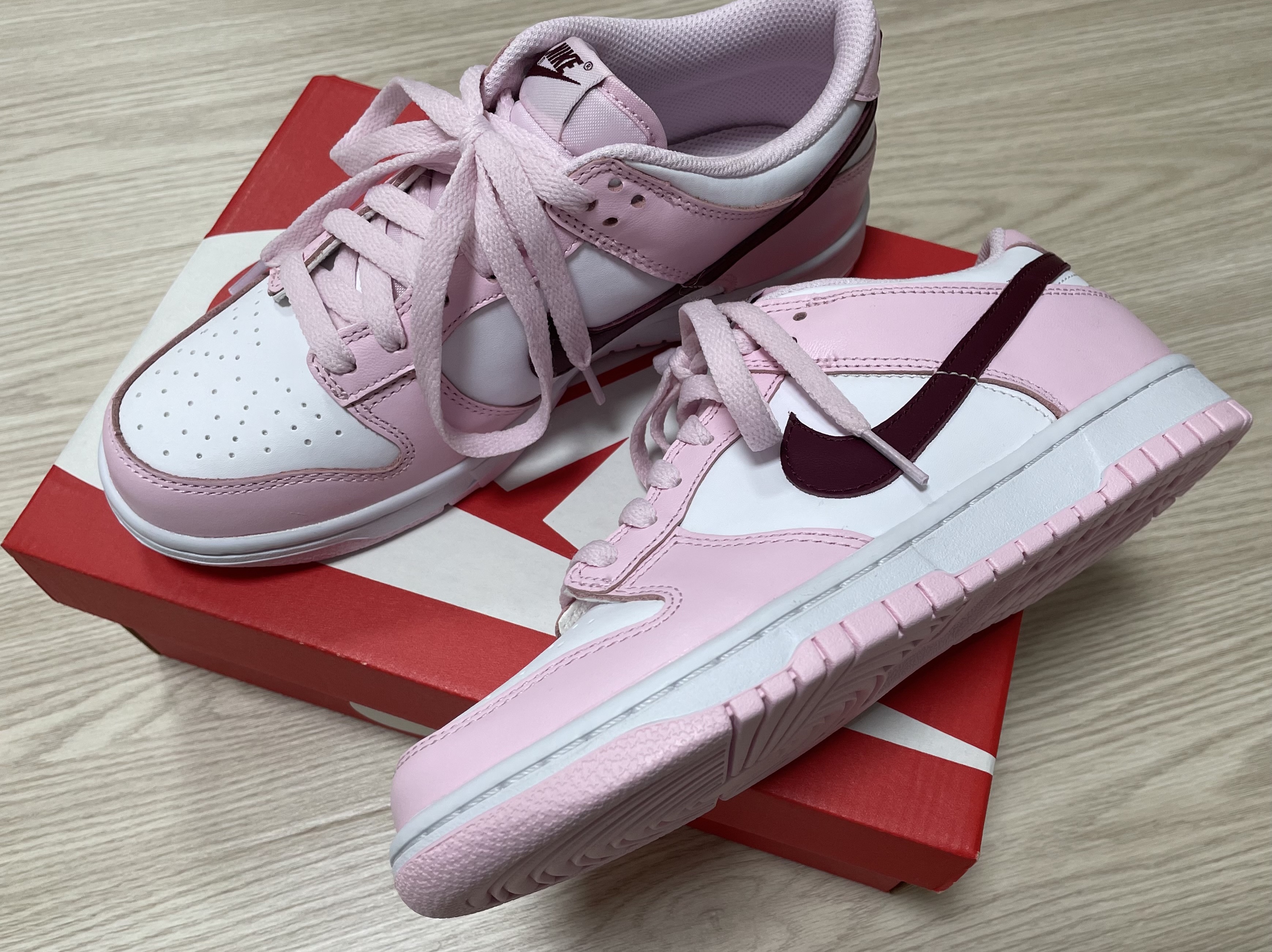 (GS) Nike Dunk Low Pink Foam 착용 스타일
