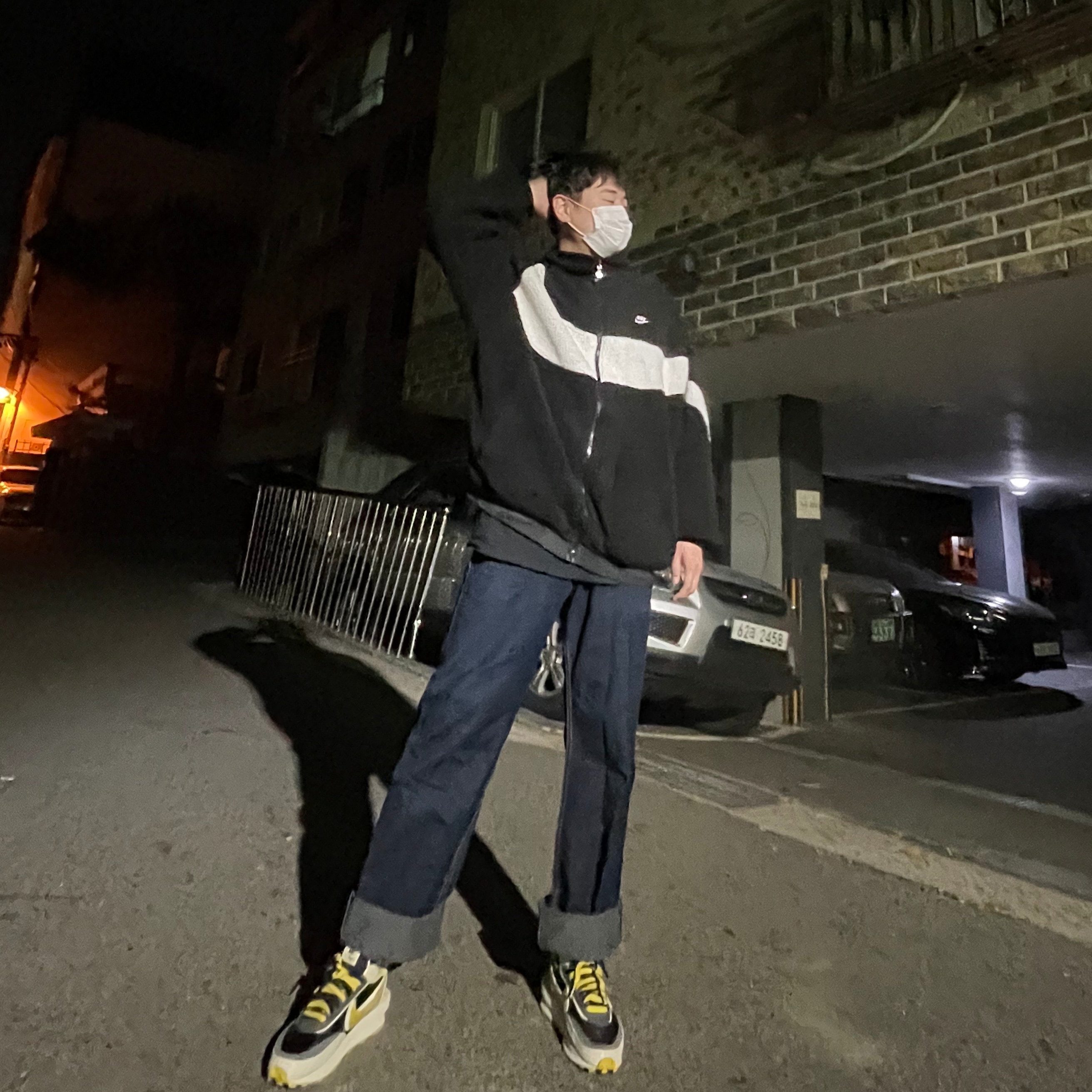 Nike x Sacai x Undercover LDWaffle Black Bright Citron, Nike Big Swoosh Full Zip Jacket Black Sail 착용 스타일