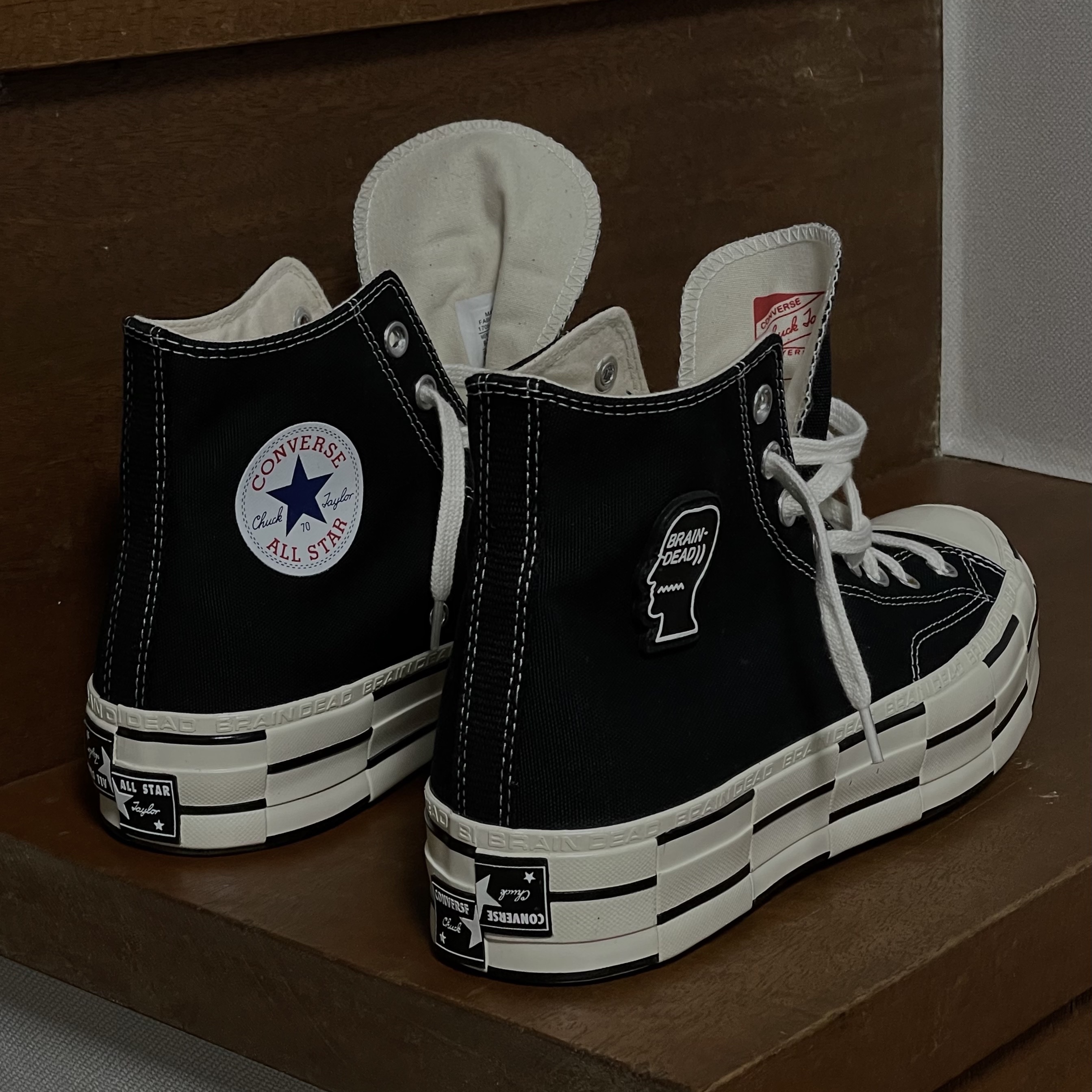 Converse x Brain Dead Chuck 70 Hi Black 착용 스타일 - 2