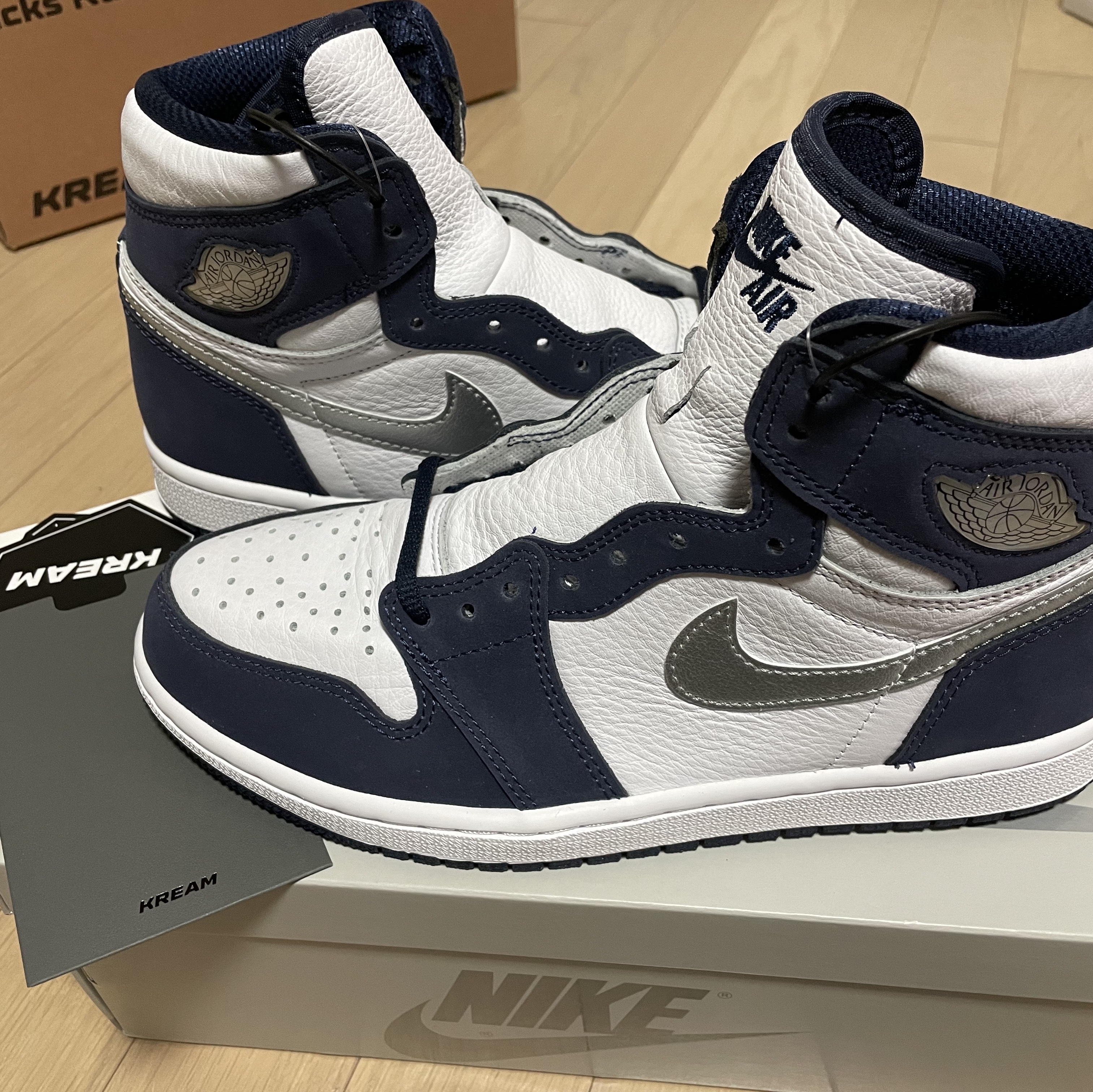 Jordan 1 Retro High OG CO.JP Midnight Navy 착용 스타일