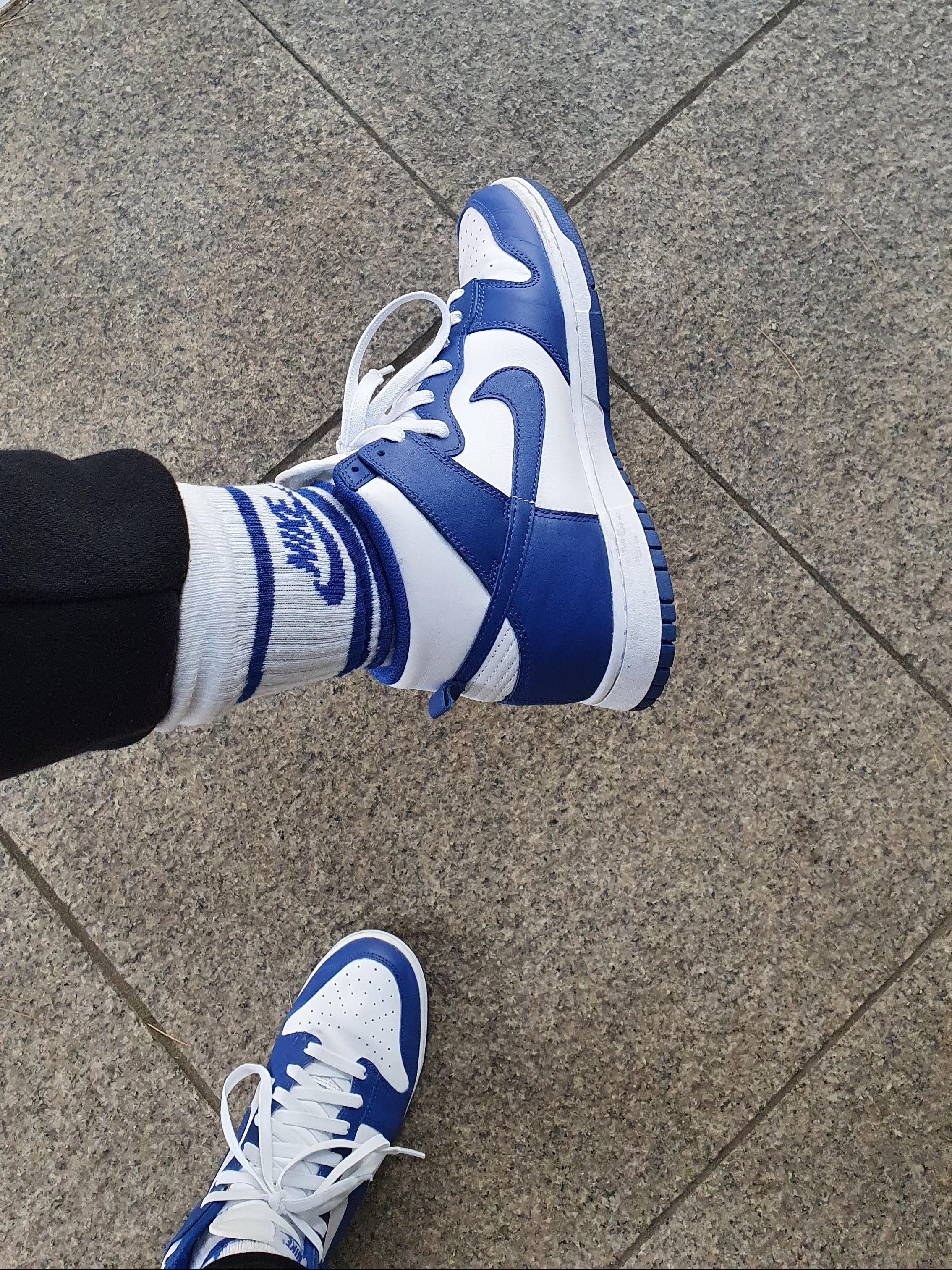 Nike Dunk High Retro Game Royal 착용 스타일