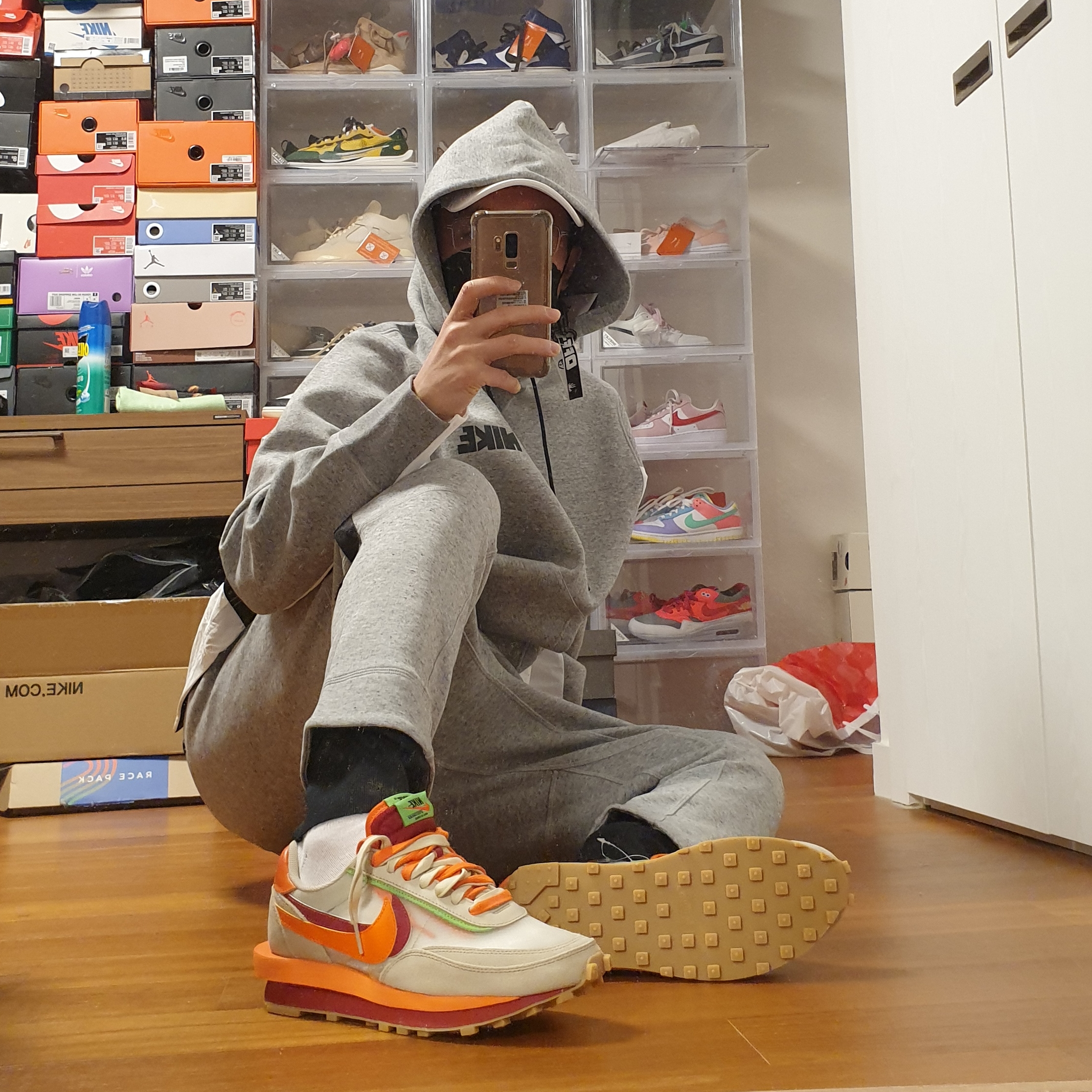 Nike x Sacai x Clot LDWaffle Orange Blaze, Nike x Sacai NRG Pullover Hoodie Dark Grey Heather - US/EU 착용 스타일 - 3