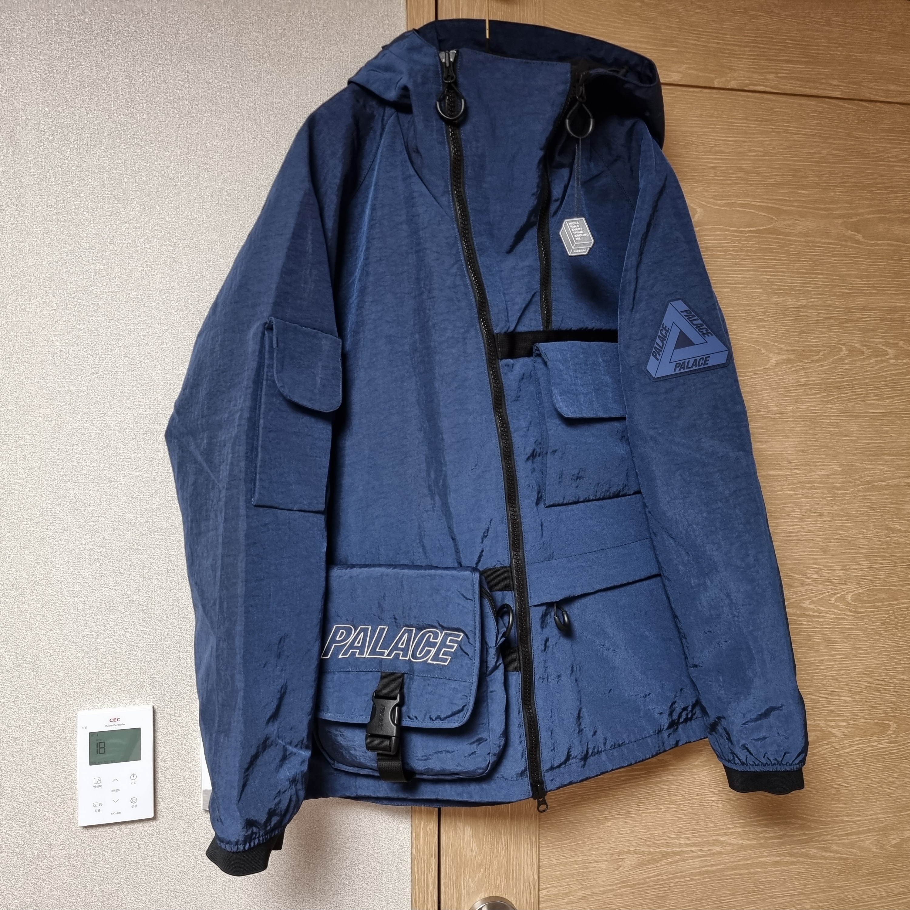 Palace Bag Jacket Navy - 21FW 착용 스타일 - 2