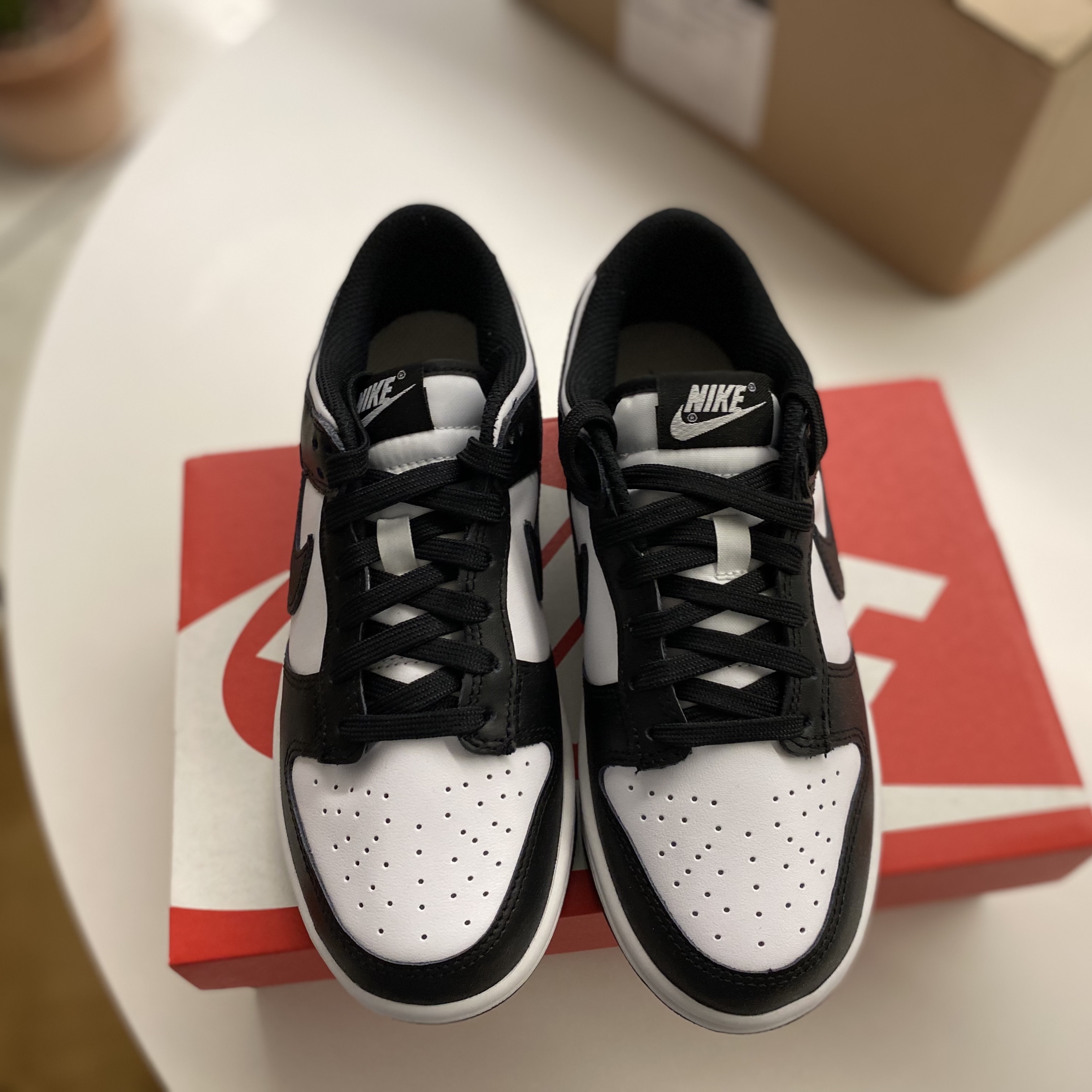 (W) Nike Dunk Low Black 착용 스타일 - 3