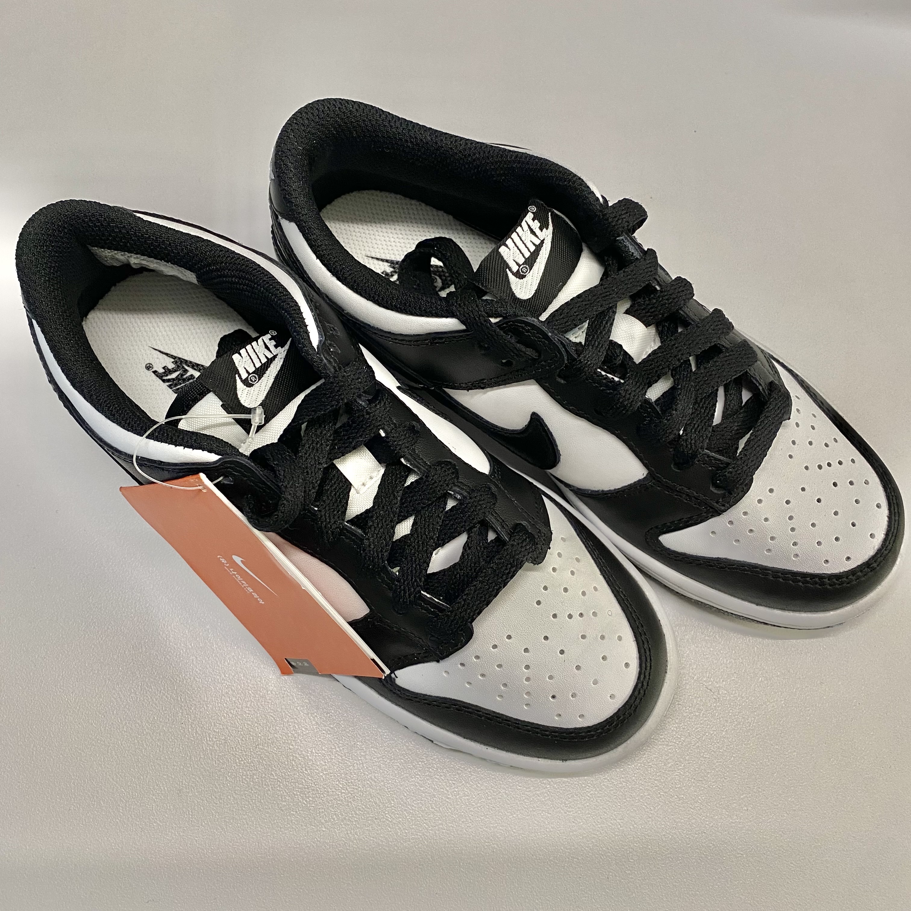 (GS) Nike Dunk Low Black, Nike Dunk Low Retro Black 착용 스타일 - 2