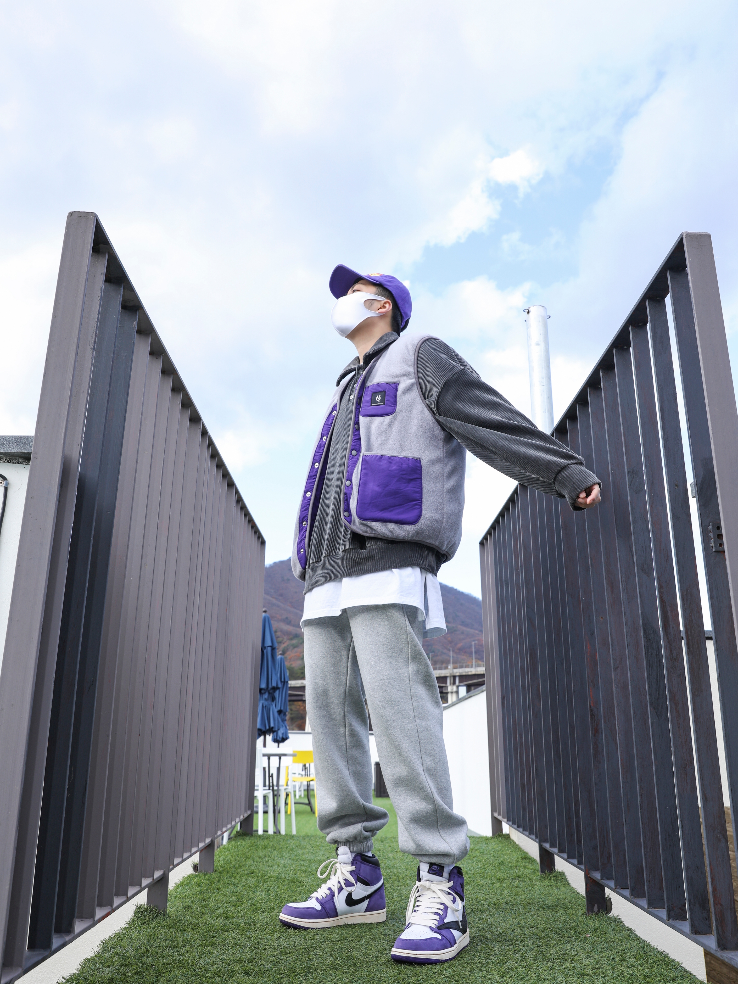 Jordan 1 Retro High OG Court Purple 2020 착용 스타일 - 2