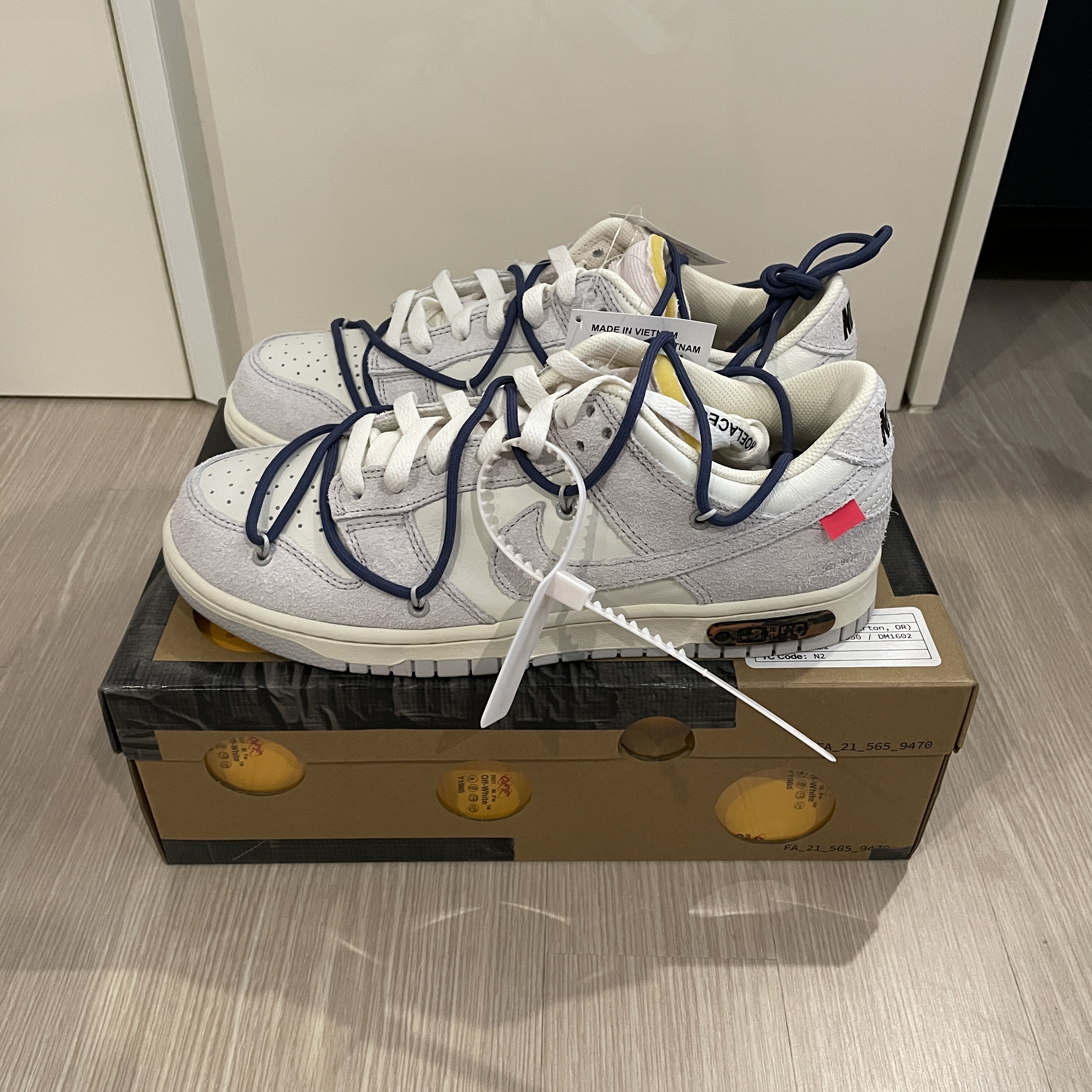 Nike x Off-White Dunk Low The 50 - Lot 18 착용 스타일