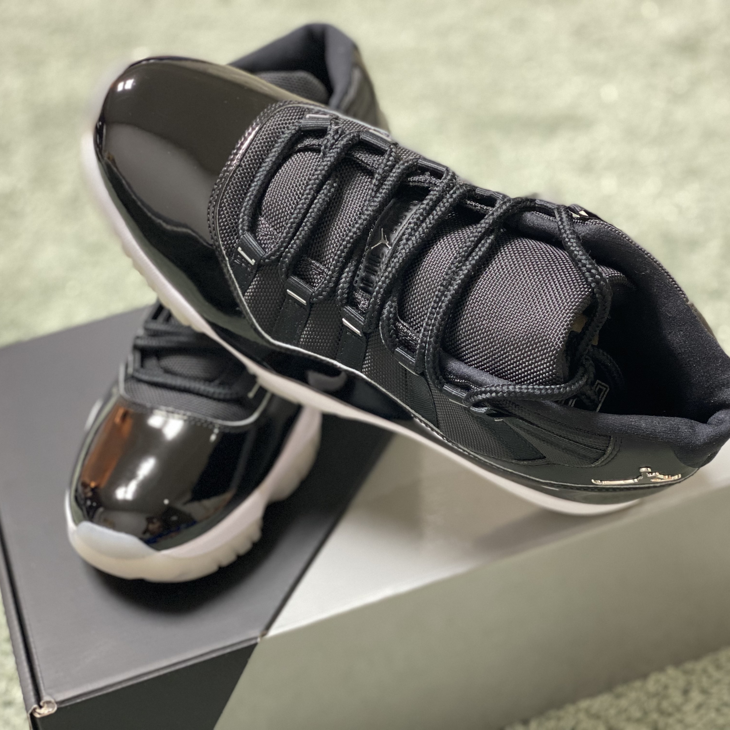 Jordan 11 Retro Jubilee 착용 스타일
