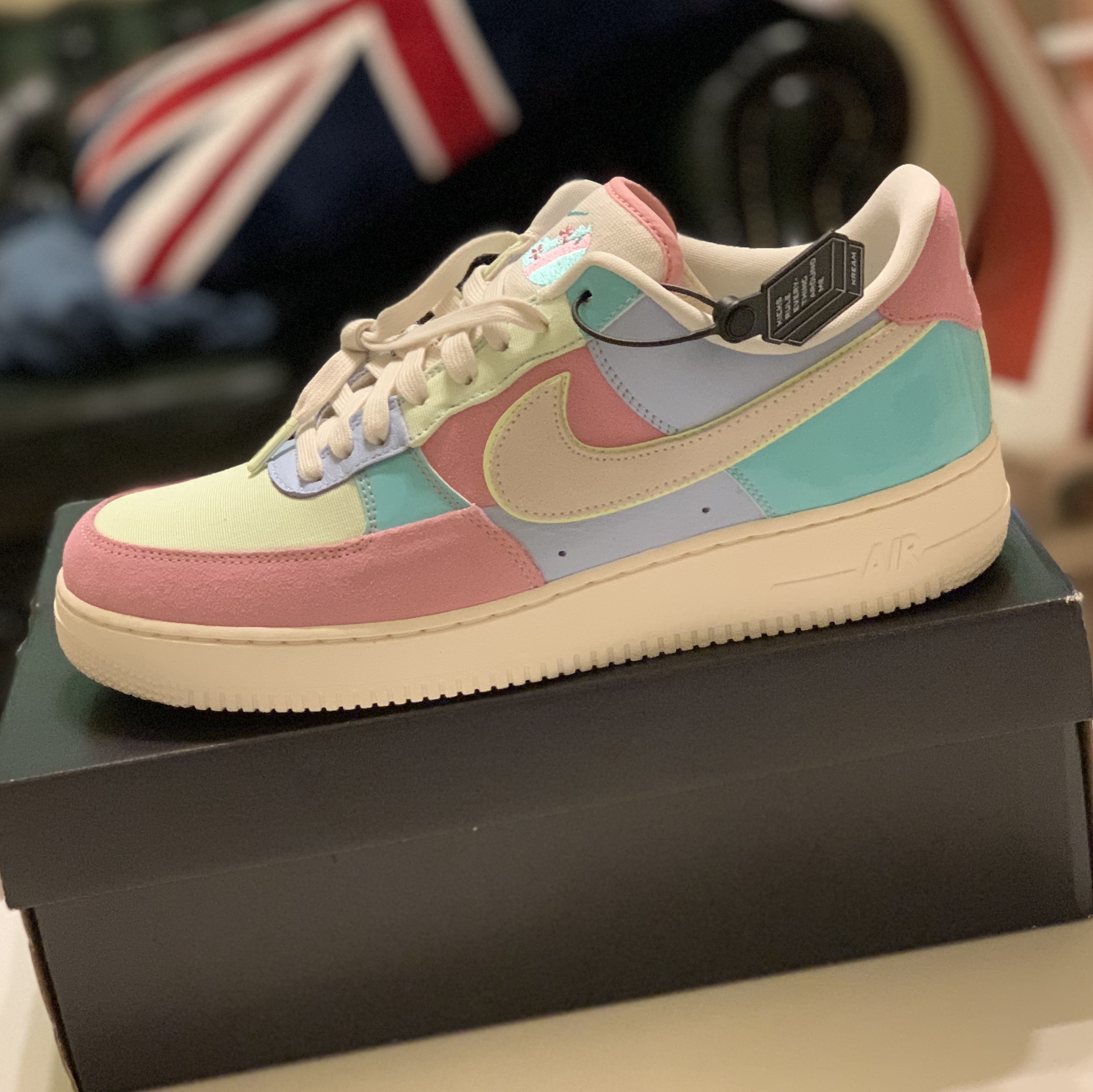 Nike Air Force 1 Low Easter Egg 2018 착용 스타일 - 1