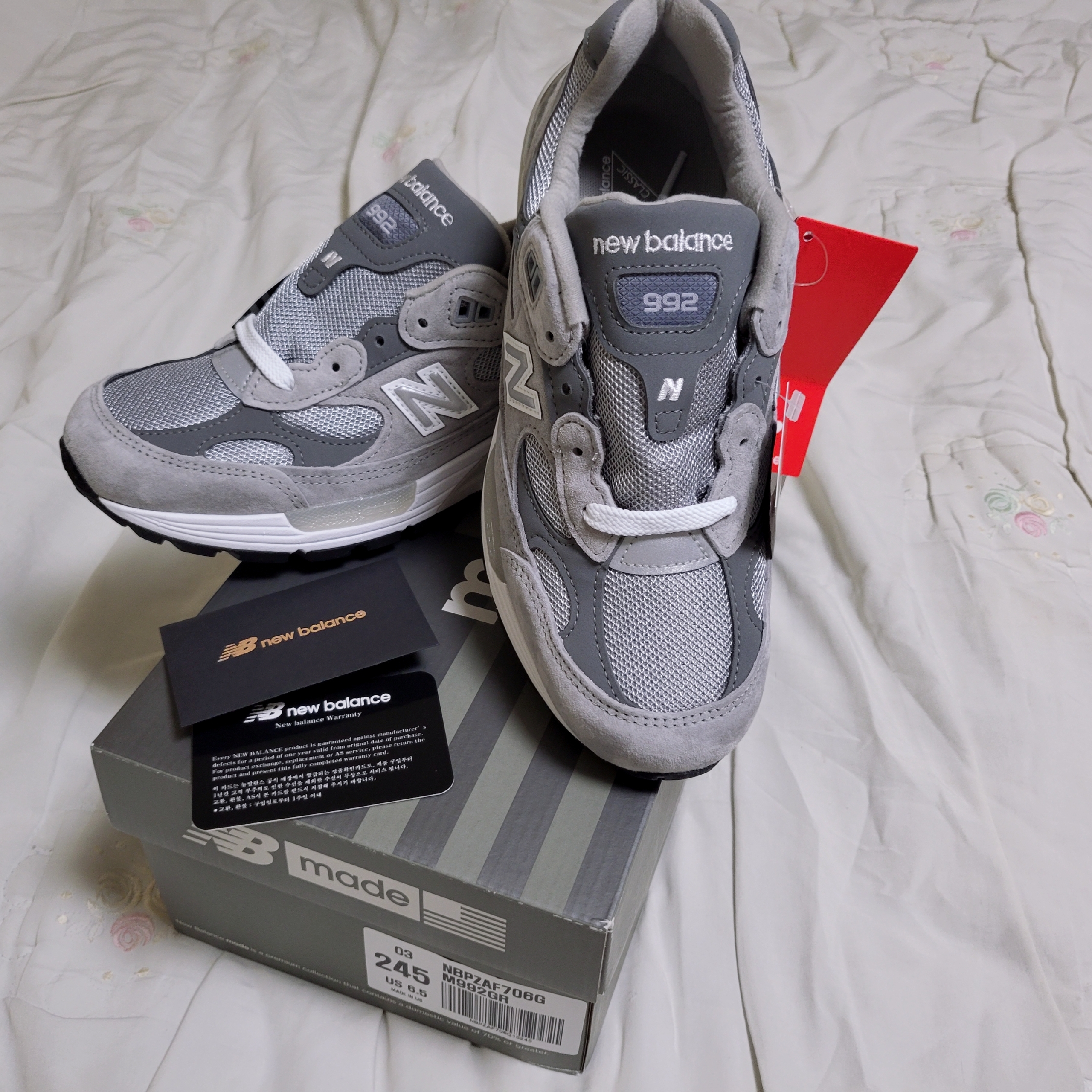 New Balance 992 Made in USA Grey - D Standard 착용 스타일 - 3