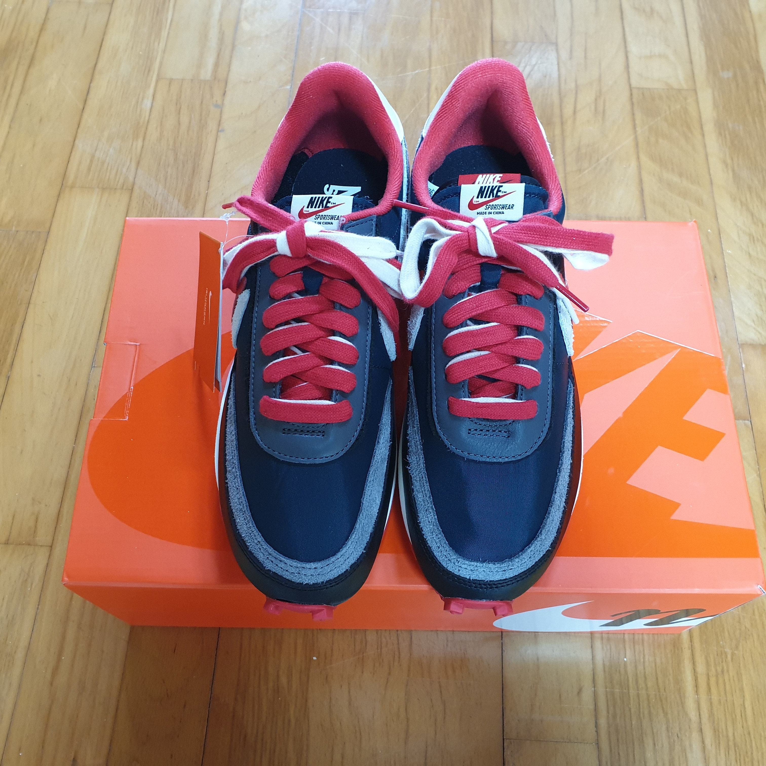 Nike x Sacai x Undercover LDWaffle Midnight Spruce University Red 착용 스타일