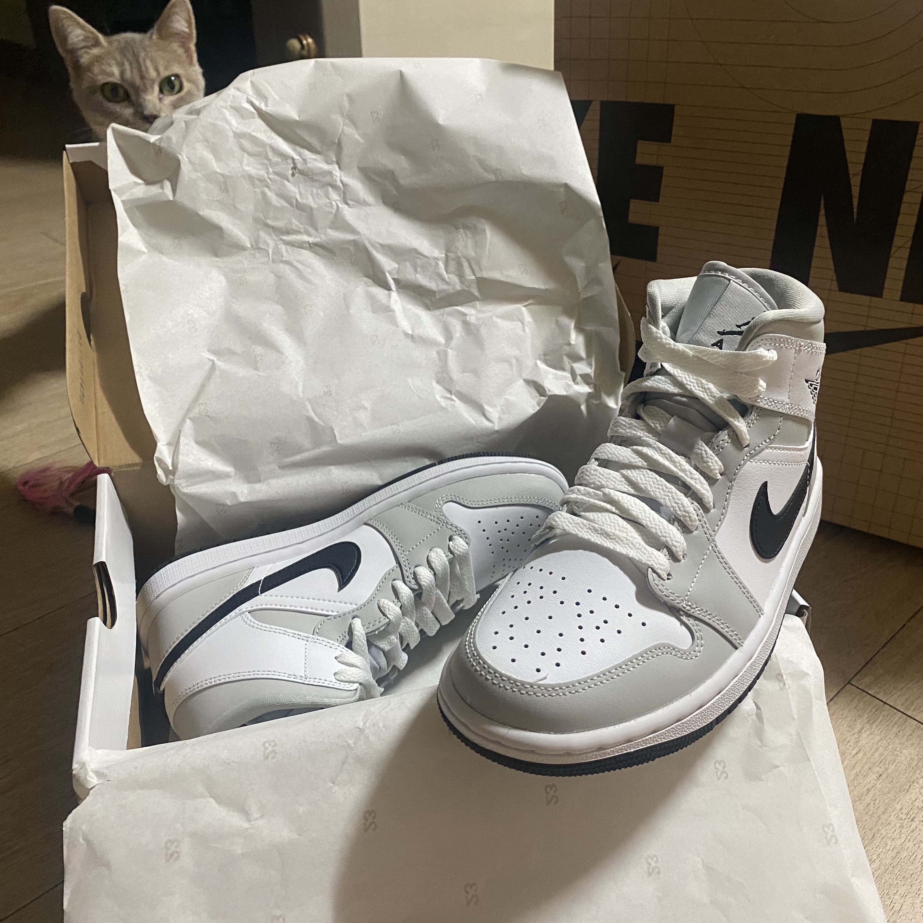 (W) Jordan 1 Mid Grey Fog 착용 스타일