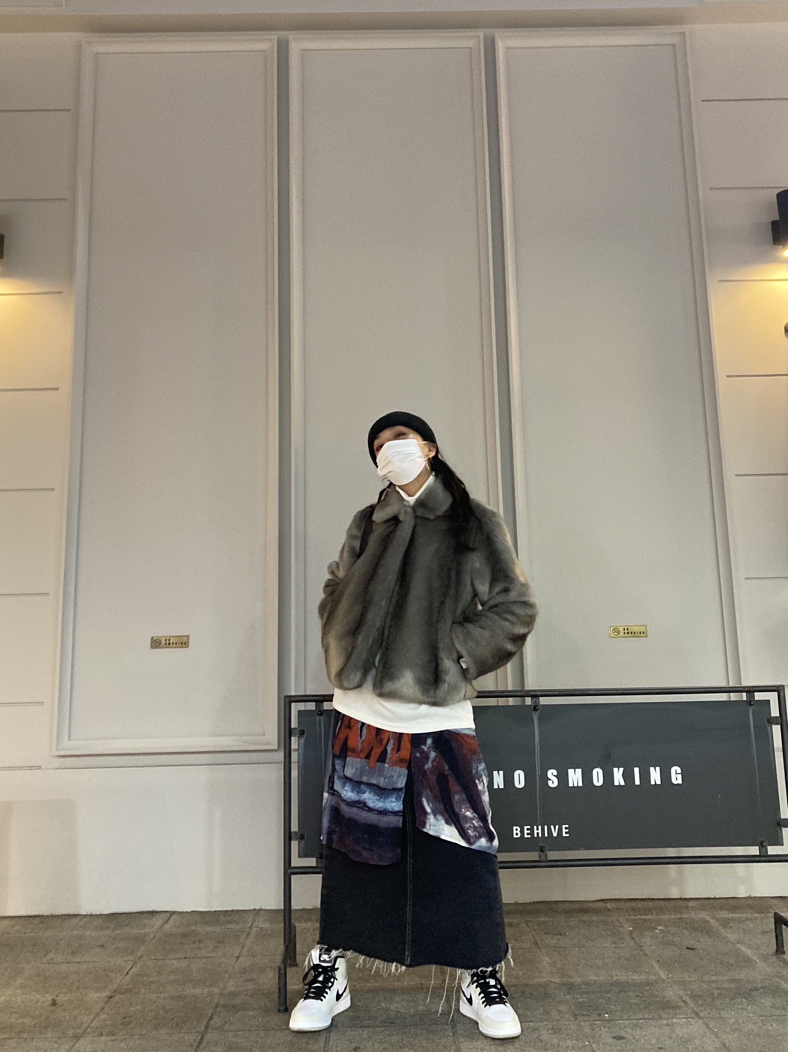 (W) Jordan 1 Zoom Air CMFT Light Bone 착용 스타일 - 3