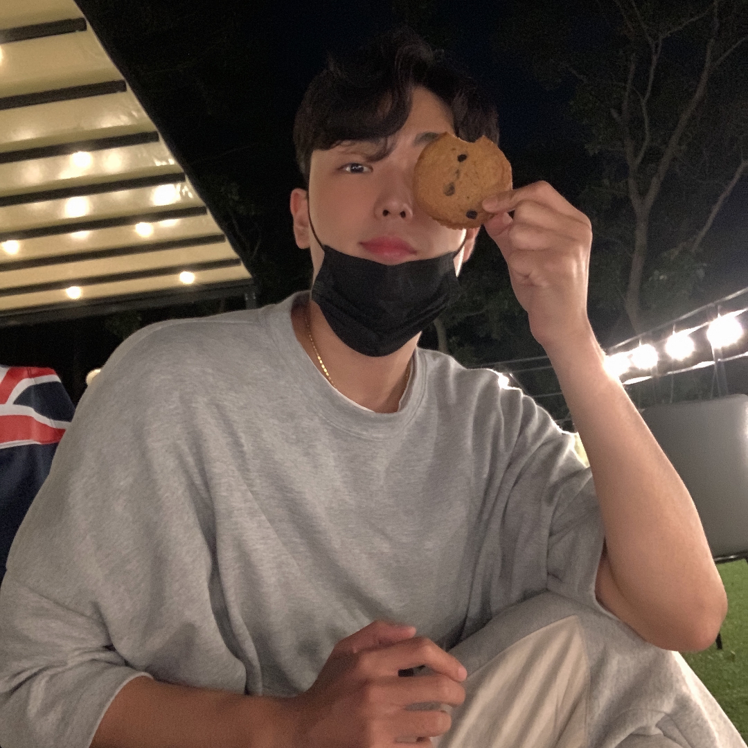 KREAM 프로필 이미지