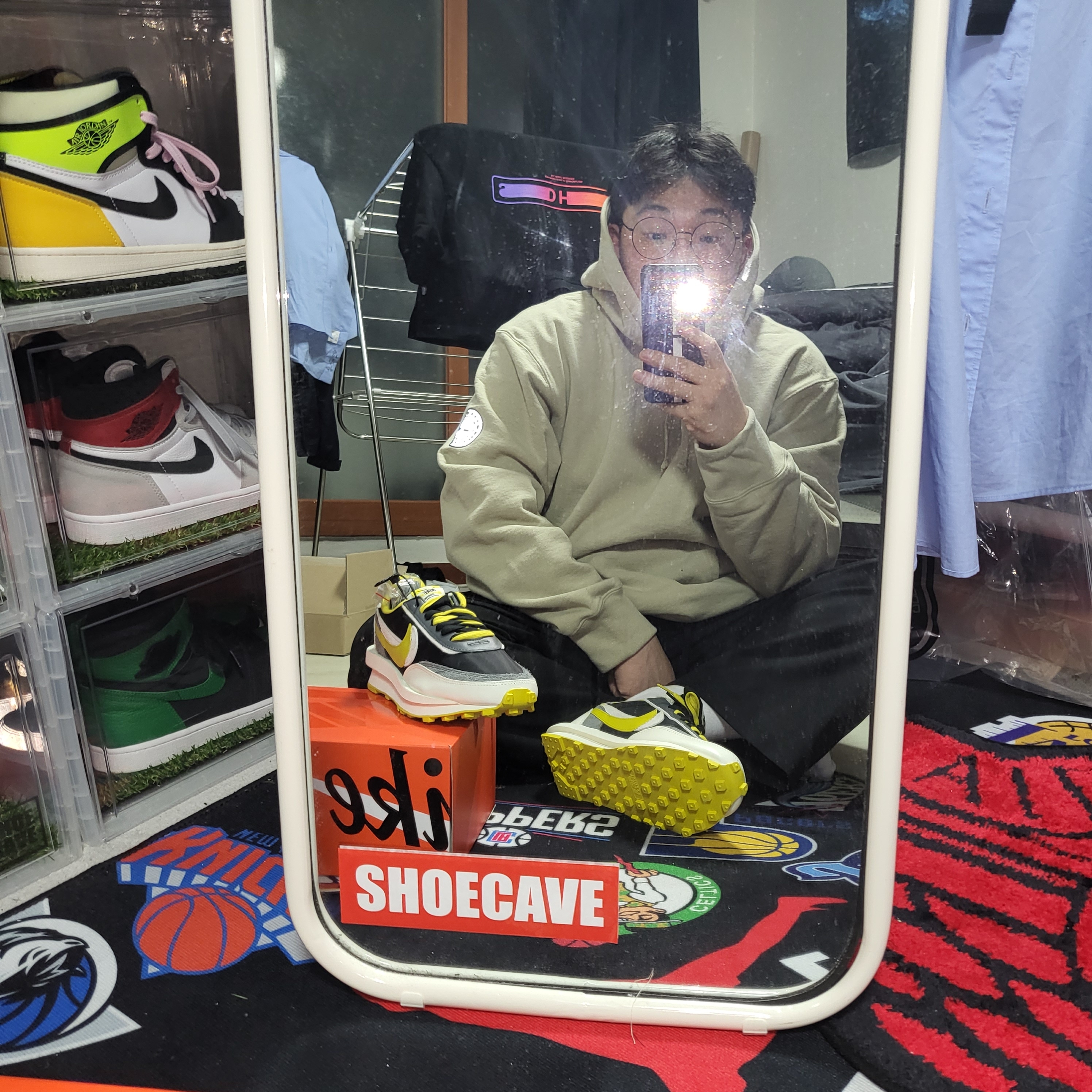 Nike x Sacai x Undercover LDWaffle Black Bright Citron, Supreme x Timberland Hooded Sweatshirt Taupe - 21FW 착용 스타일