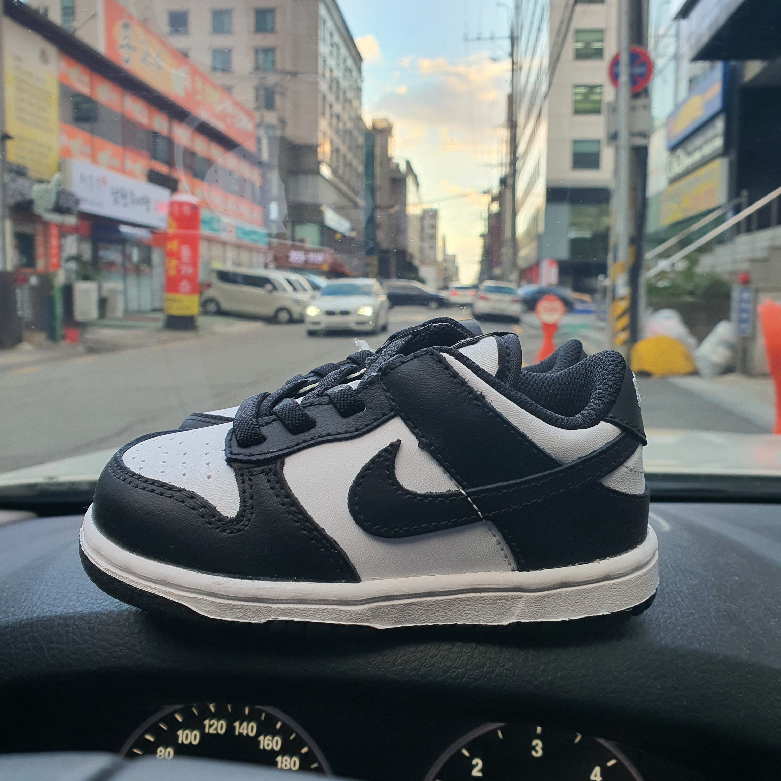 (TD) Nike Dunk Low Black 착용 스타일
