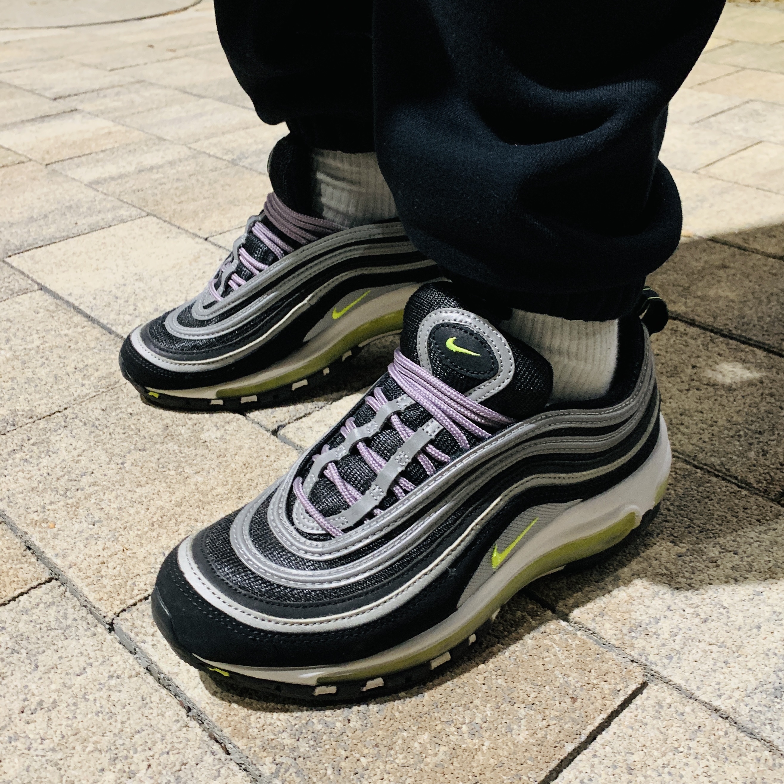 Nike Air Max 97 OG Black Volt Asia 착용 스타일