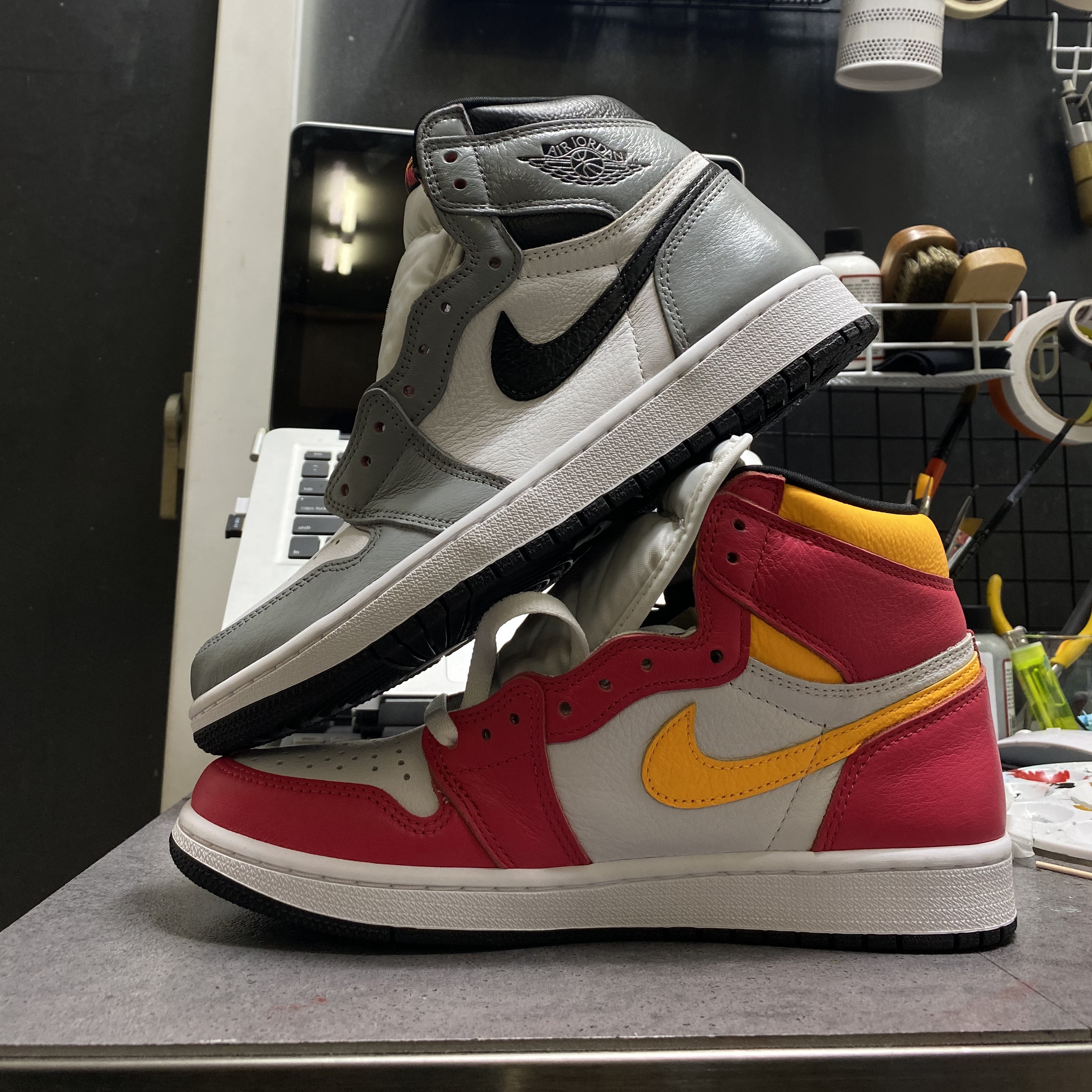 Jordan 1 Retro High OG Light Fusion Red 착용 스타일