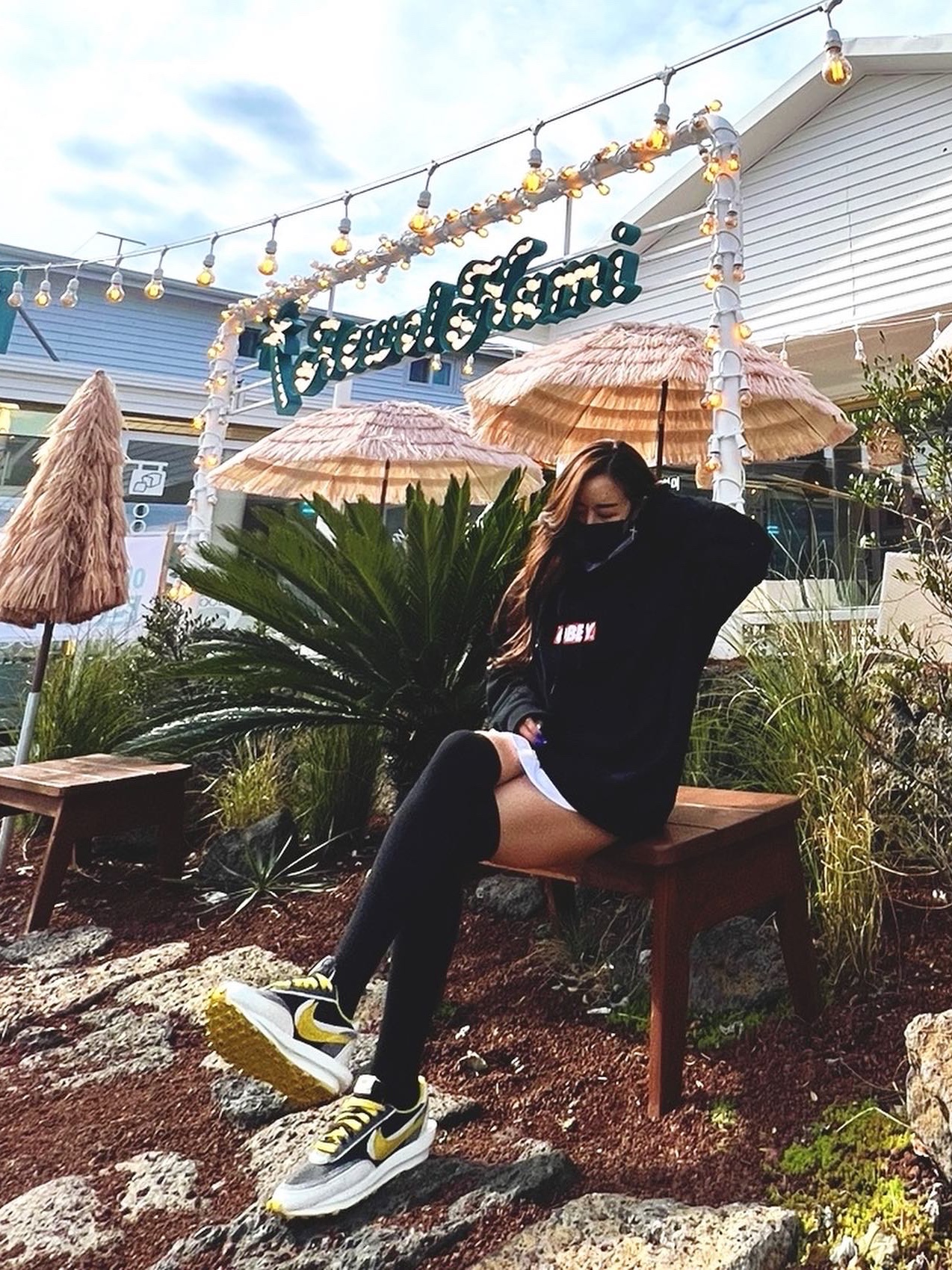 Nike x Sacai x Undercover LDWaffle Black Bright Citron 착용 스타일 - 2