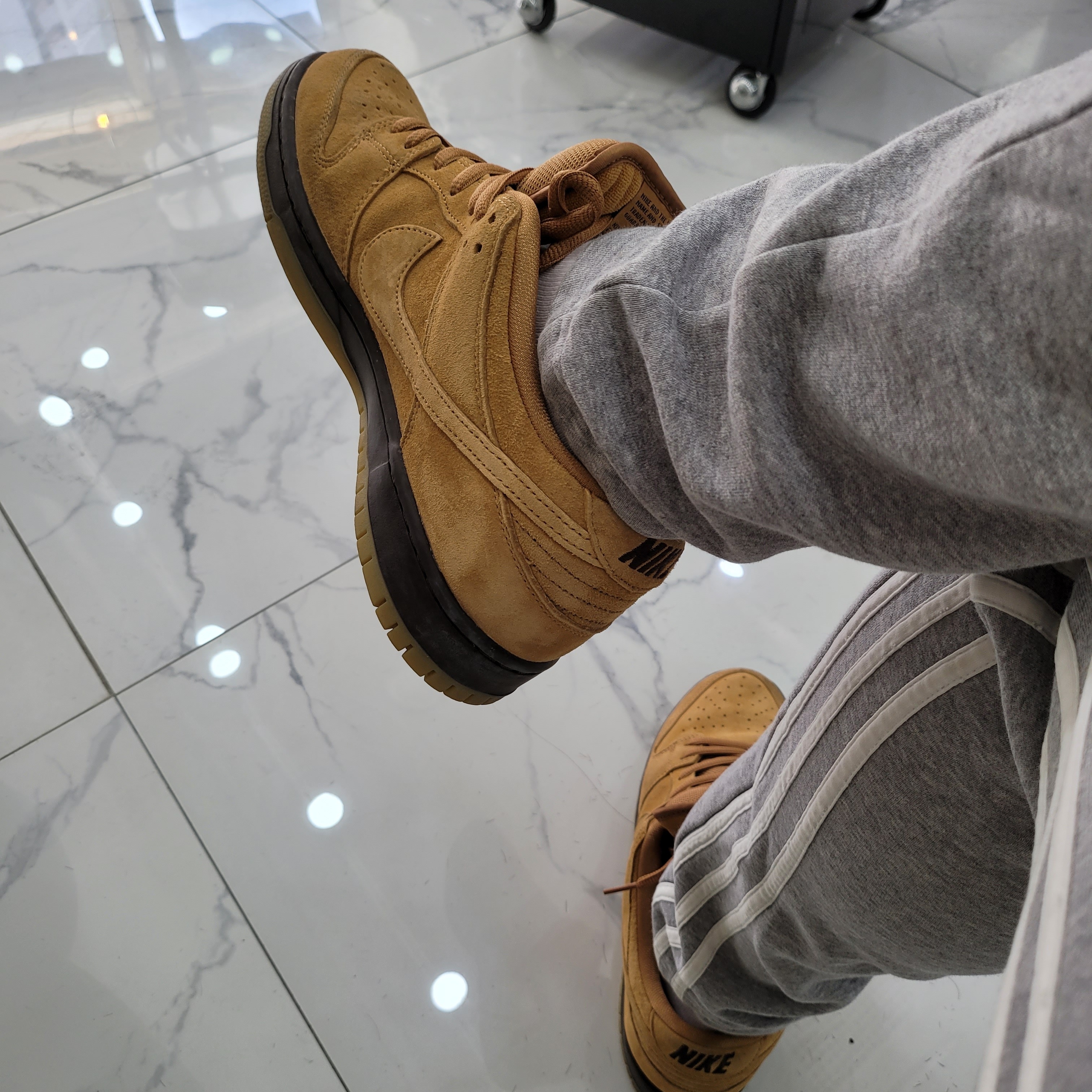 Nike SB Dunk Low Pro Wheat 2020 착용 스타일