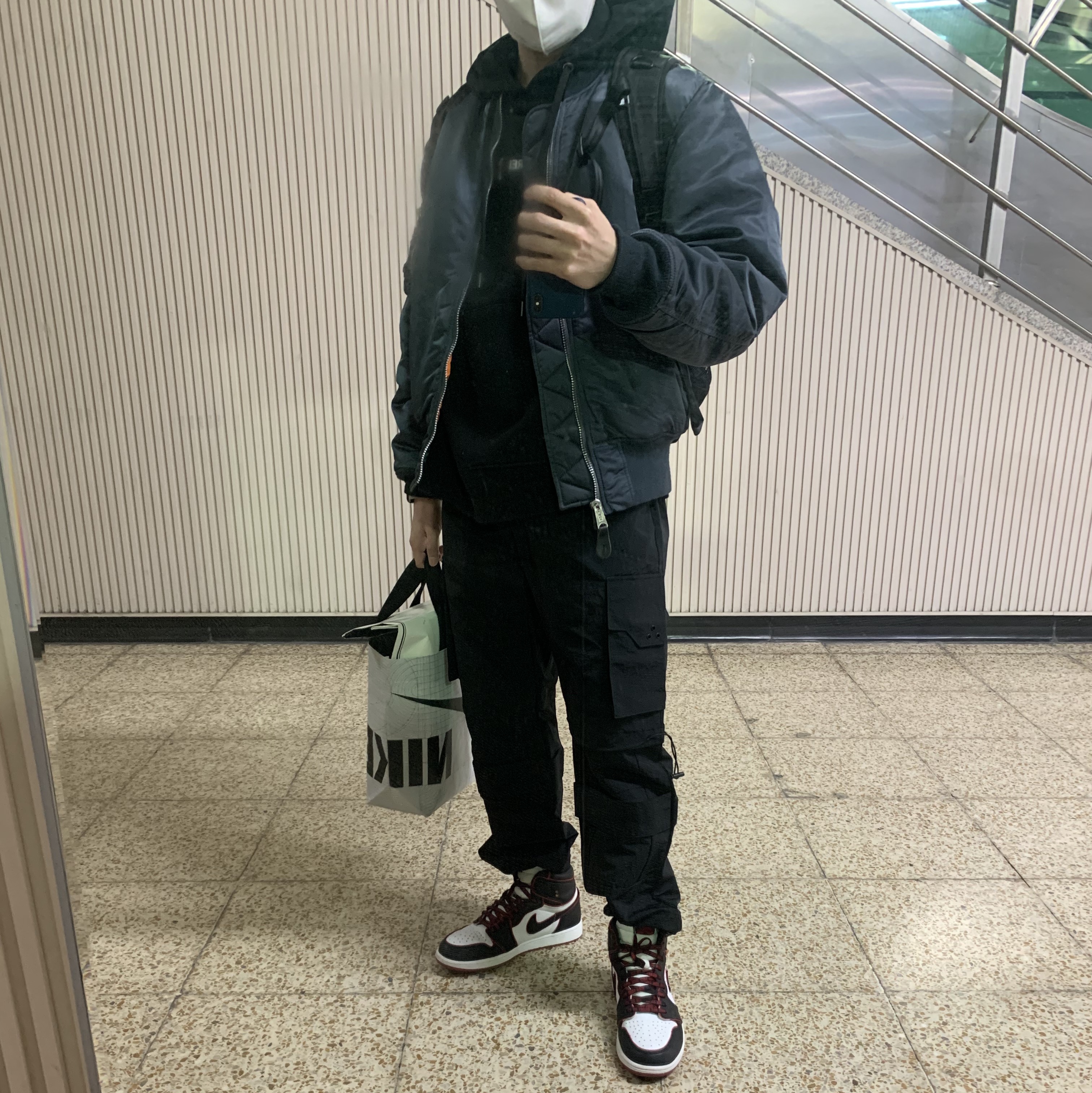 Jordan 1 Retro High OG Bloodline 착용 스타일