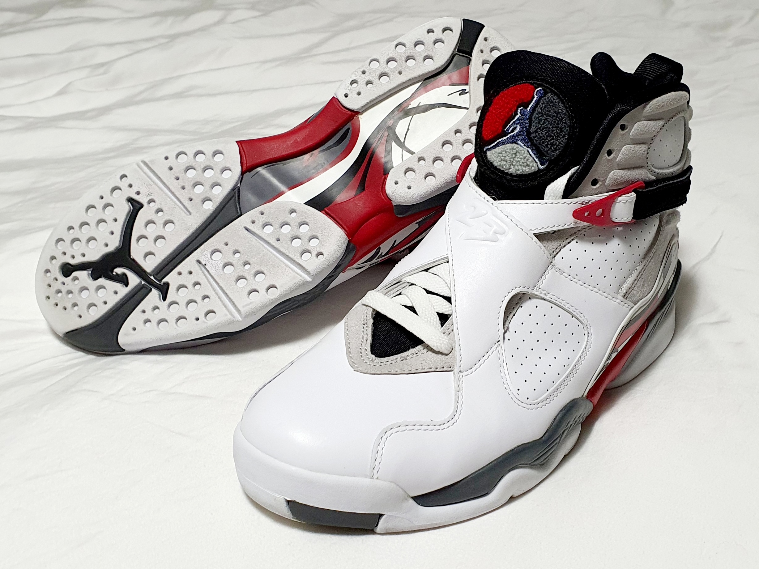Jordan 8 Retro Bugs Bunny 2013 착용 스타일 - 1