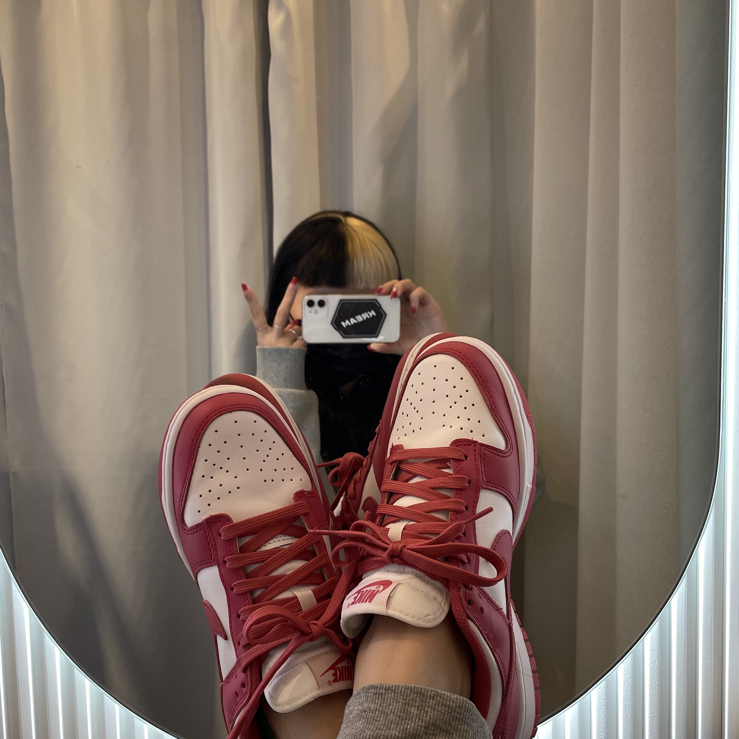 (W) Nike Dunk Low Archeo Pink 착용 스타일 - 2