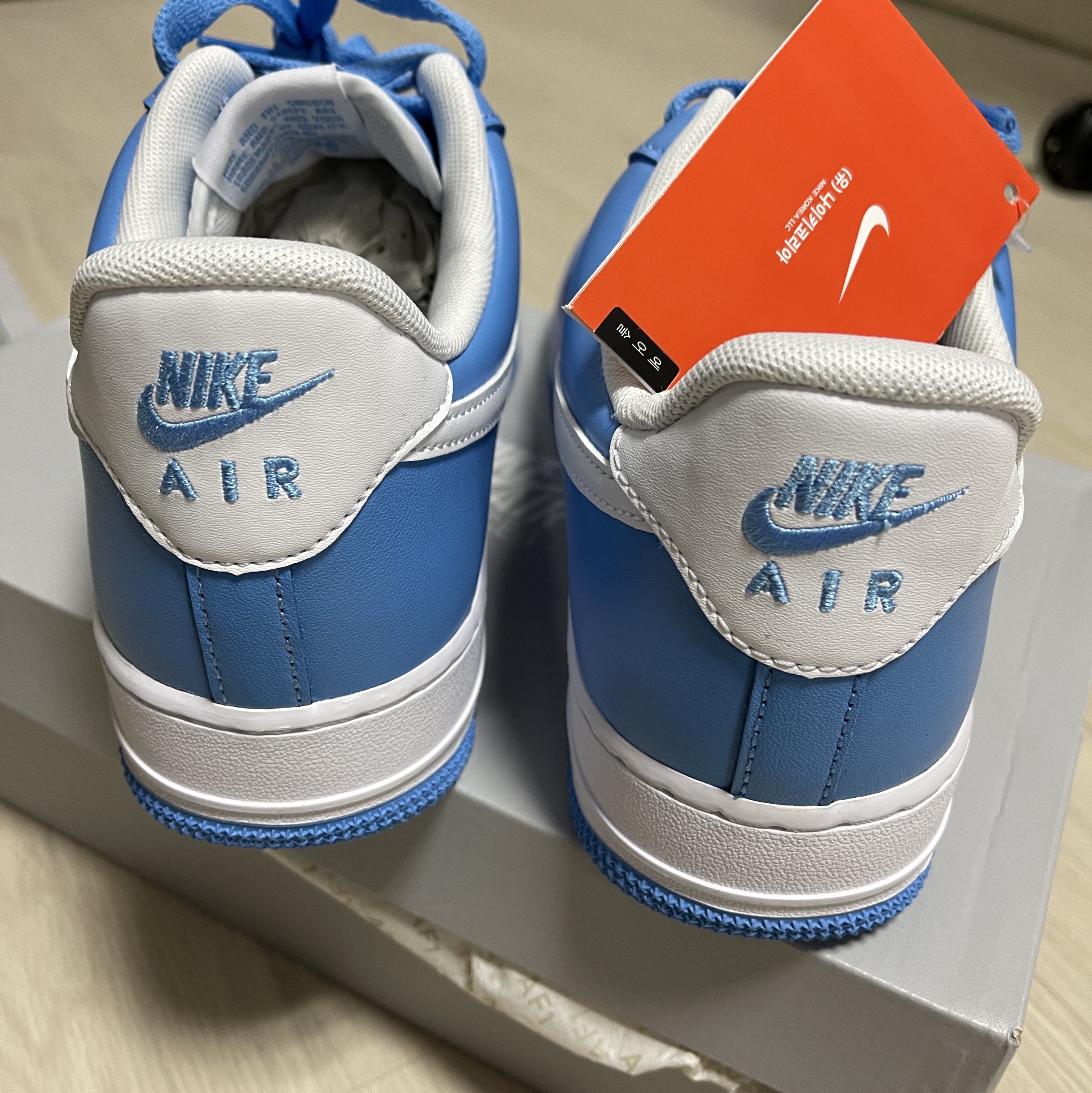 Nike Air Force 1 '07 Low University Blue 착용 스타일 - 3
