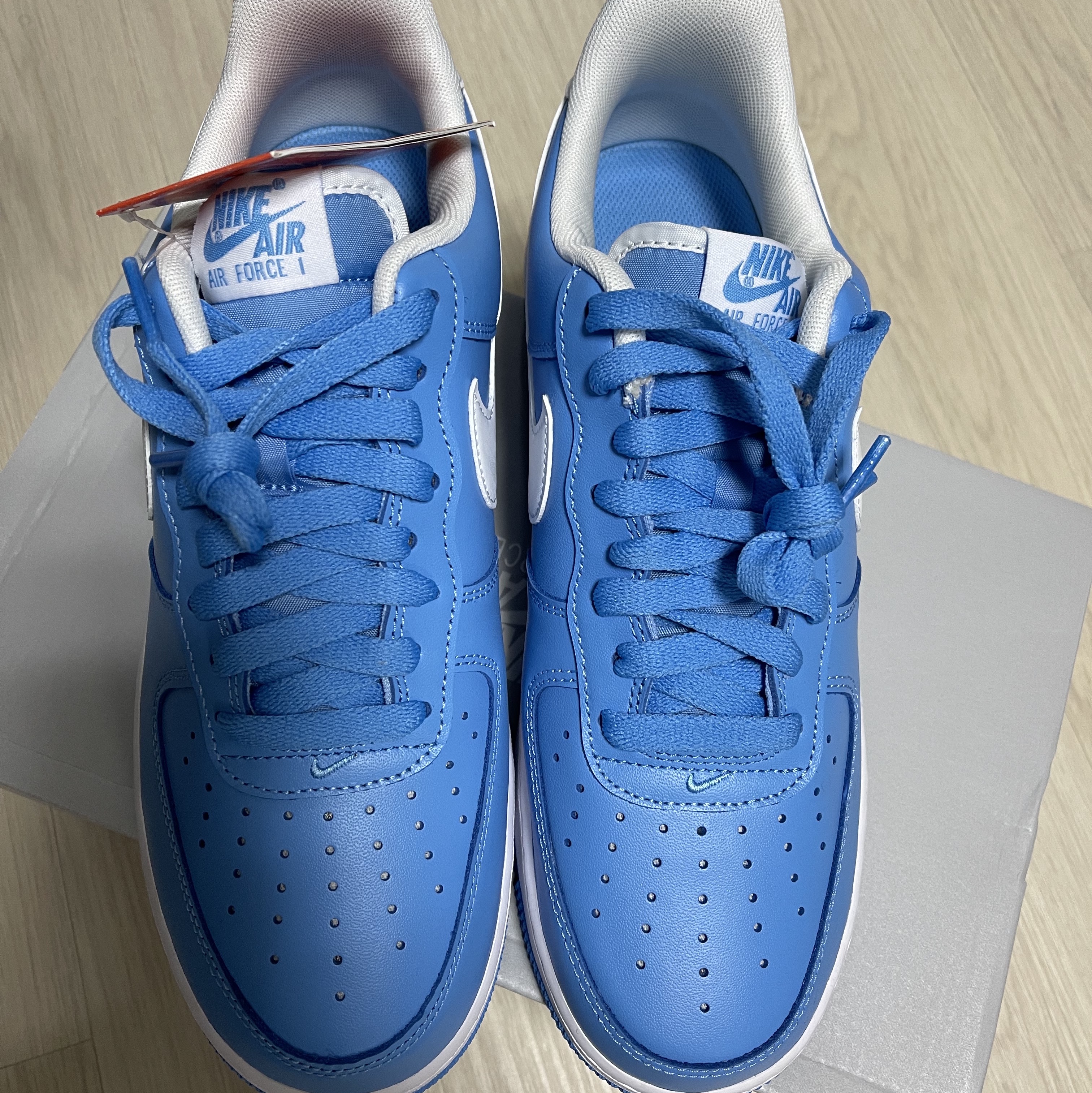 Nike Air Force 1 '07 Low University Blue 착용 스타일 - 2
