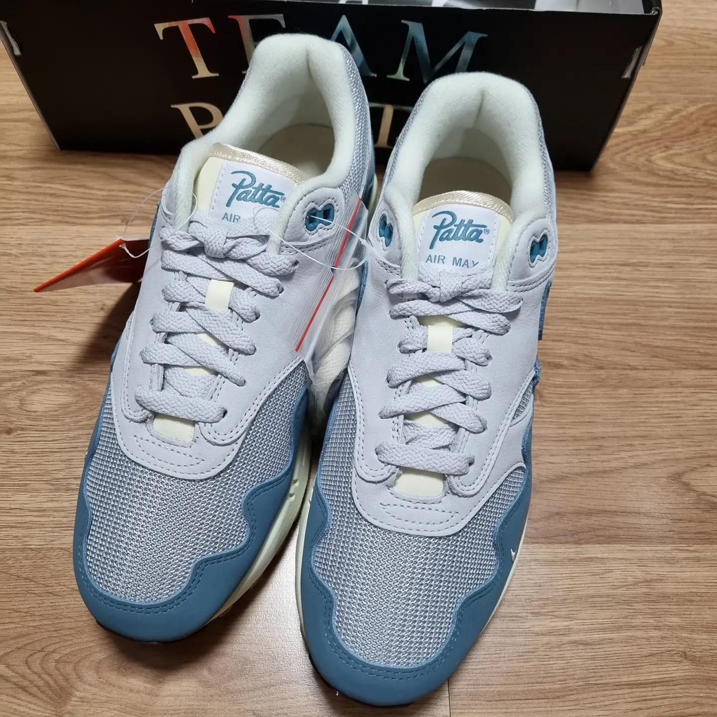 Nike x Patta Air Max 1 Noise Aqua 착용 스타일 - 4